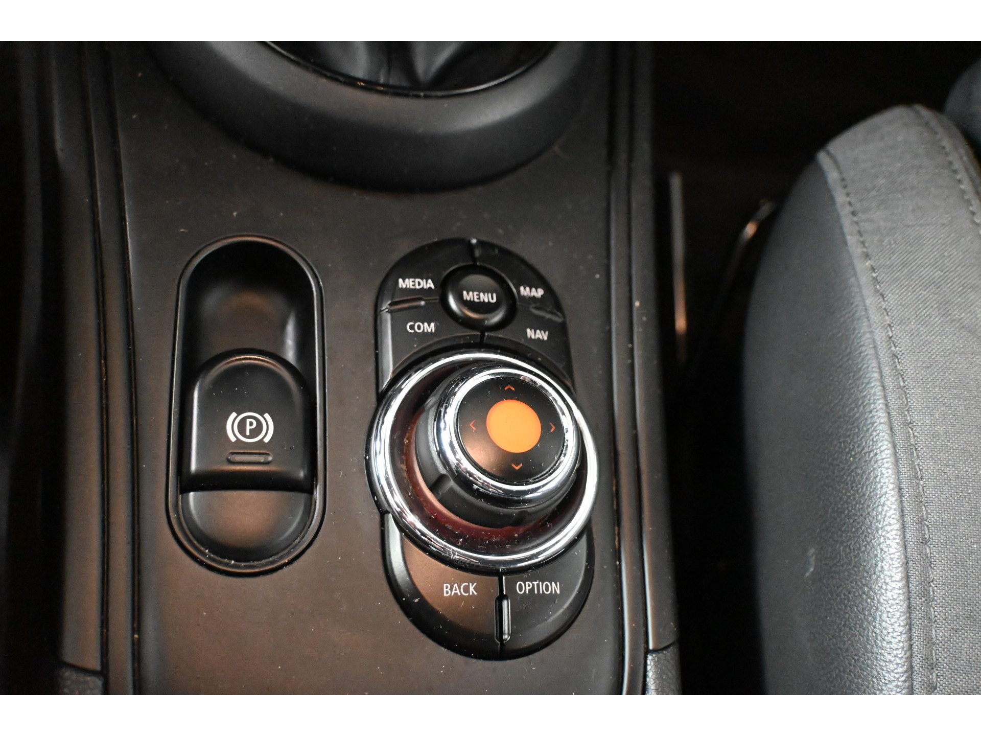 MINI Countryman 1.5 Cooper Dutch Made Edition Clima Cruise control Navigatie LED Licht metaal Inruil mogelijk