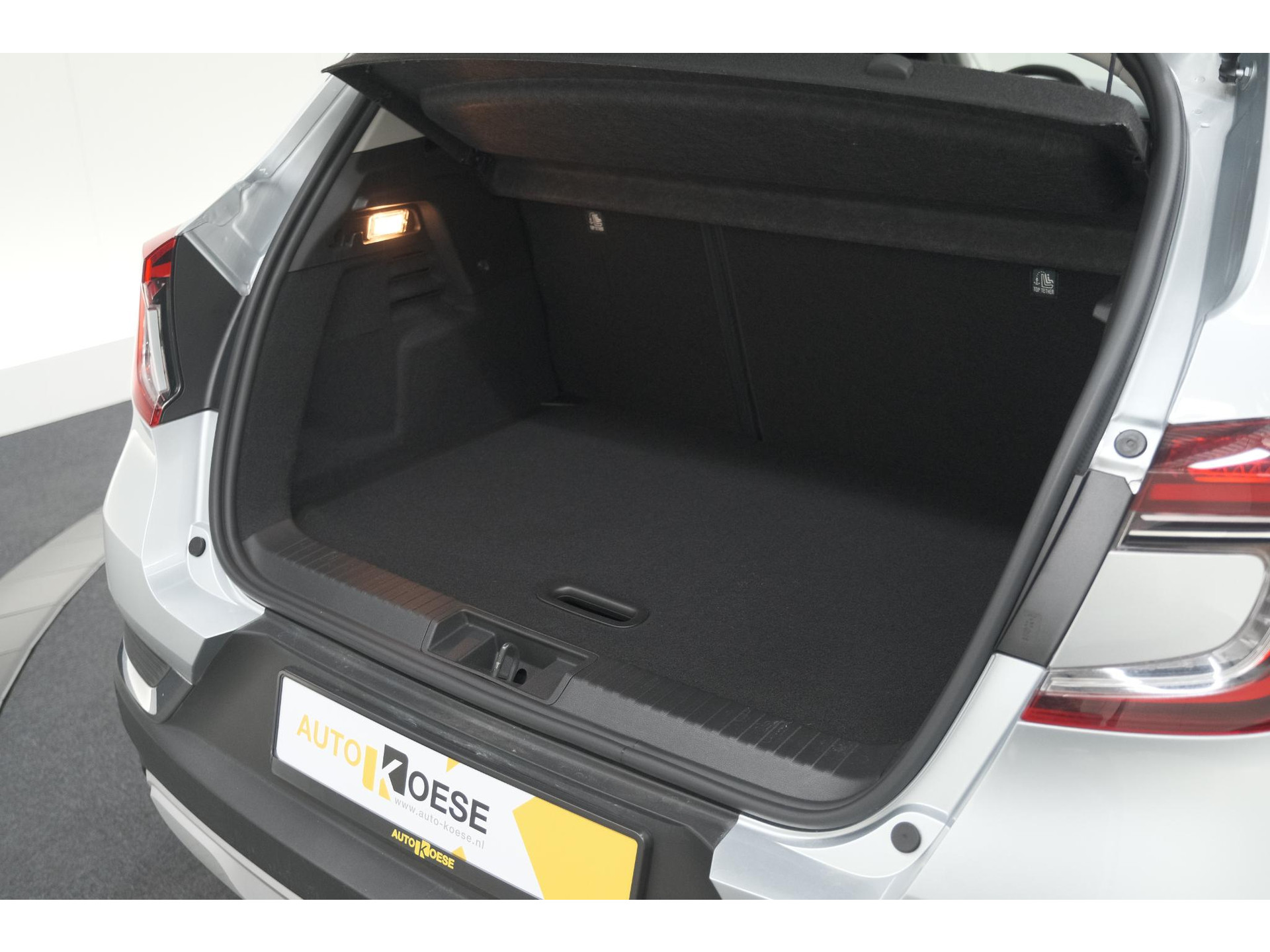Renault Captur 1.6 E-Tech full hybrid 145 techno | Camera | Parkeersensoren | Climate control | Keyless