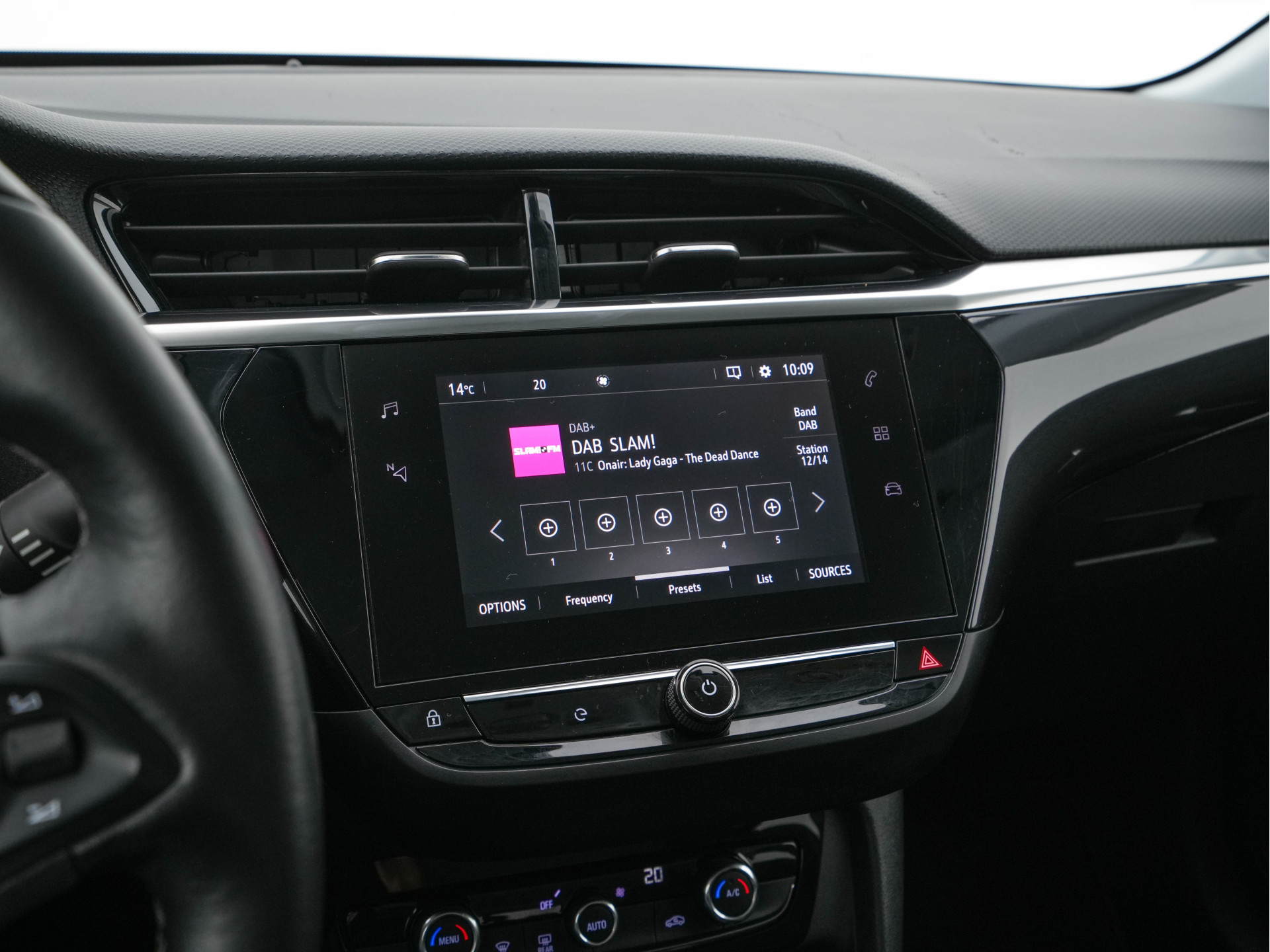 Opel Corsa-e Elegance 50 kWh [ 3-Fase ] {SOH-94%} (INCL-BTW) Aut. *FULL-LED | DIGI-COCKPIT | LEATHER-MICROFIBRE | NAVI-FULLMAP |  CAMERA | CARPLAY | ECC | KEYLESS | CRUISE | DAB | LANE-ASSIST | PDC | SPORT-SEATS | PRIVACY-GLASS | 16"ALU*