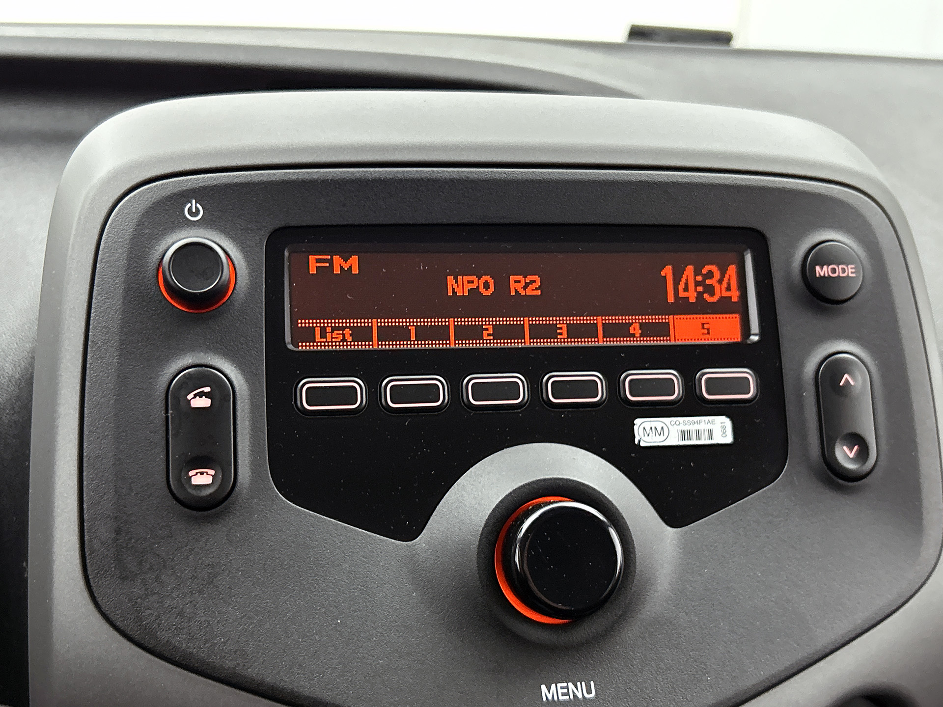 Peugeot 108 1.0 e-VTi Active | LM VELGEN | DEALER ONDERHOUDEN | ELEKTR. SPIEGELS + RAMEN | AIRCO | BLUETOOTH