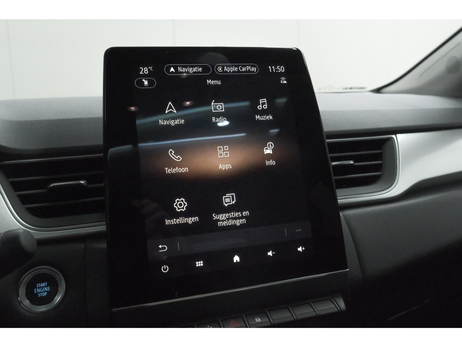 Renault Captur 1.6 E-Tech full hybrid 145 techno | Panoramadak | Camera | Adaptieve Cruise Control | 9.3 Inch Groot Scherm