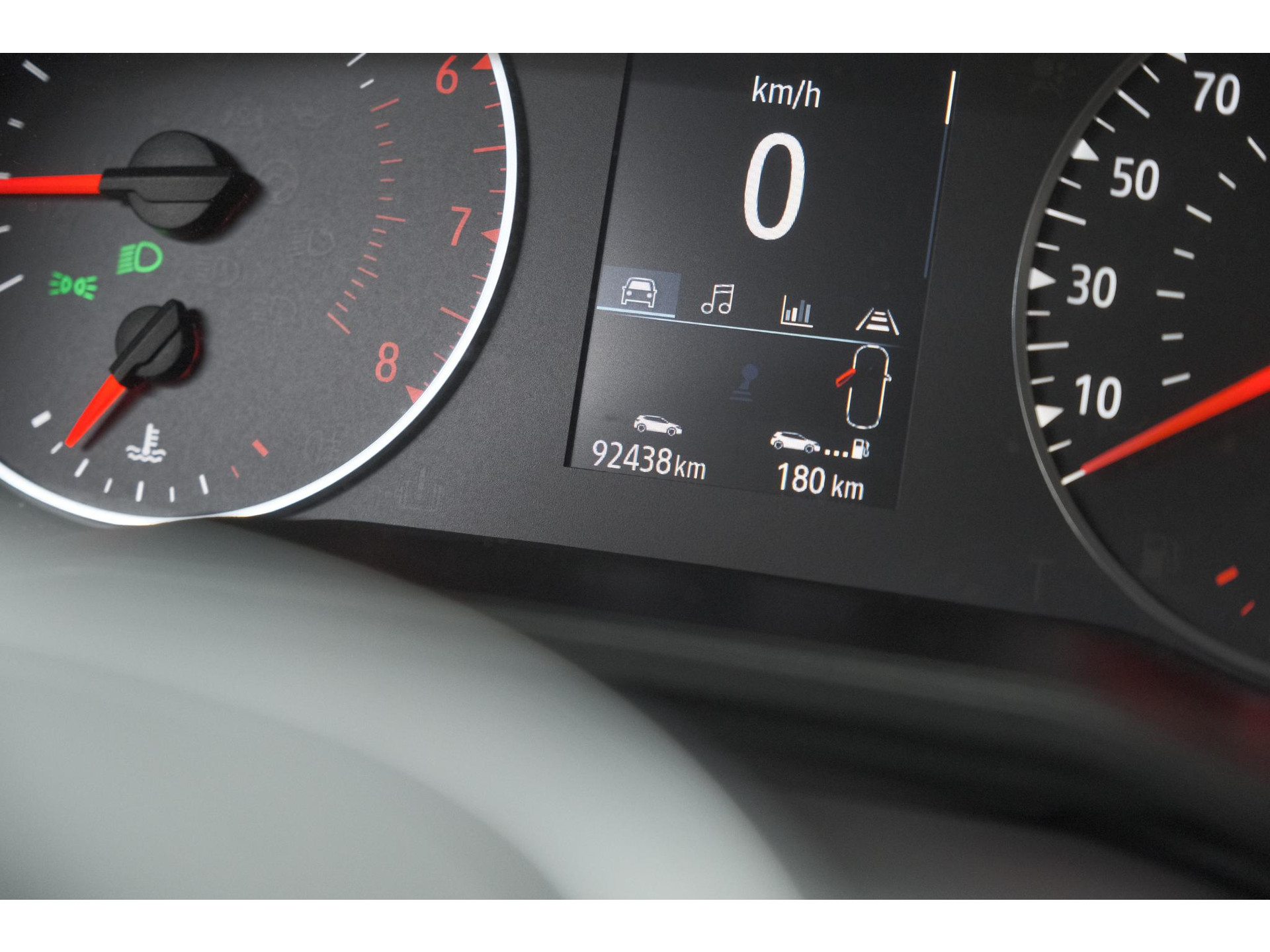 Renault Clio TCe 100 Zen | R.S. Line Pack | Allseason Banden | Apple Carplay | Parkeersensoren