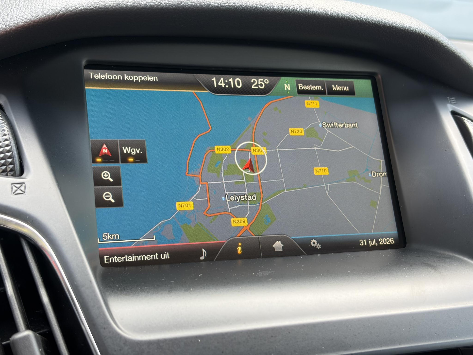 Ford Focus 1.0 Trend Edition Dealer Onderhouden,Trekhaak,Navi,Airco,Cruise,2e Eigenaar,N.A.P,102pk,Apk tot 09-2027