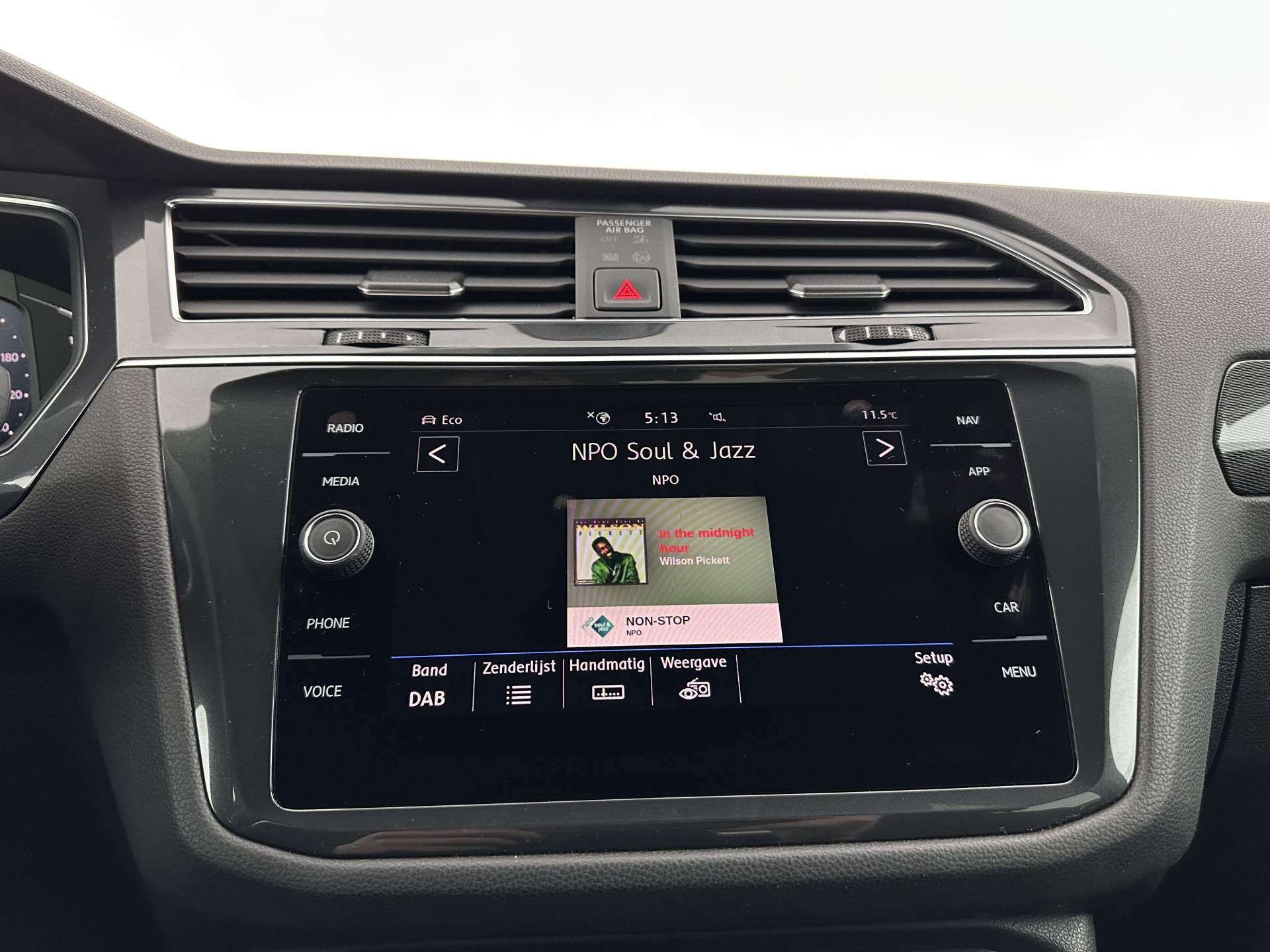 Volkswagen Tiguan Allspace 1.5 TSI R-Line Highline Business [ 7-Pers. ] Aut. *PANO | ARTVELOURS | FULL-LED | DIGI-COCKPIT | KEYLESS | ADAPTIVE-CRUISE | CAMERA | SHIFTPADDLES | CARPLAY | DAB+ | HEATED-COMFORTSEATS | NAVI-FULLMAP | PRIVACYGLASS | 19''ALU*