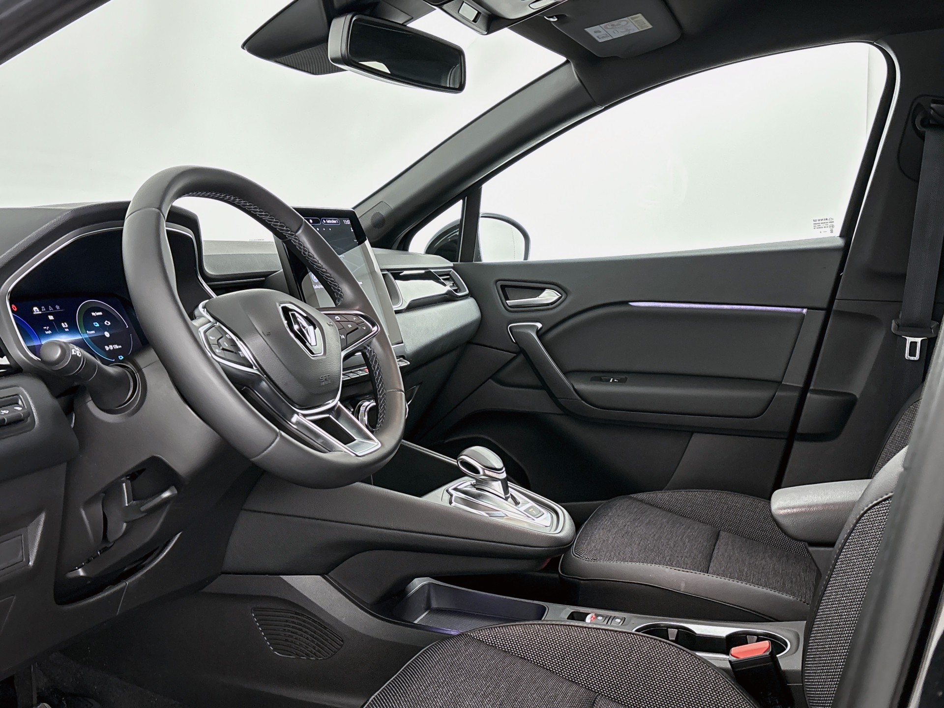 Renault Captur E-Tech plug-in hybrid 160PK SL Rive Gauche | 360 CAMERA | WINTER PACK | NAVI GROOT | BLACK EDITION