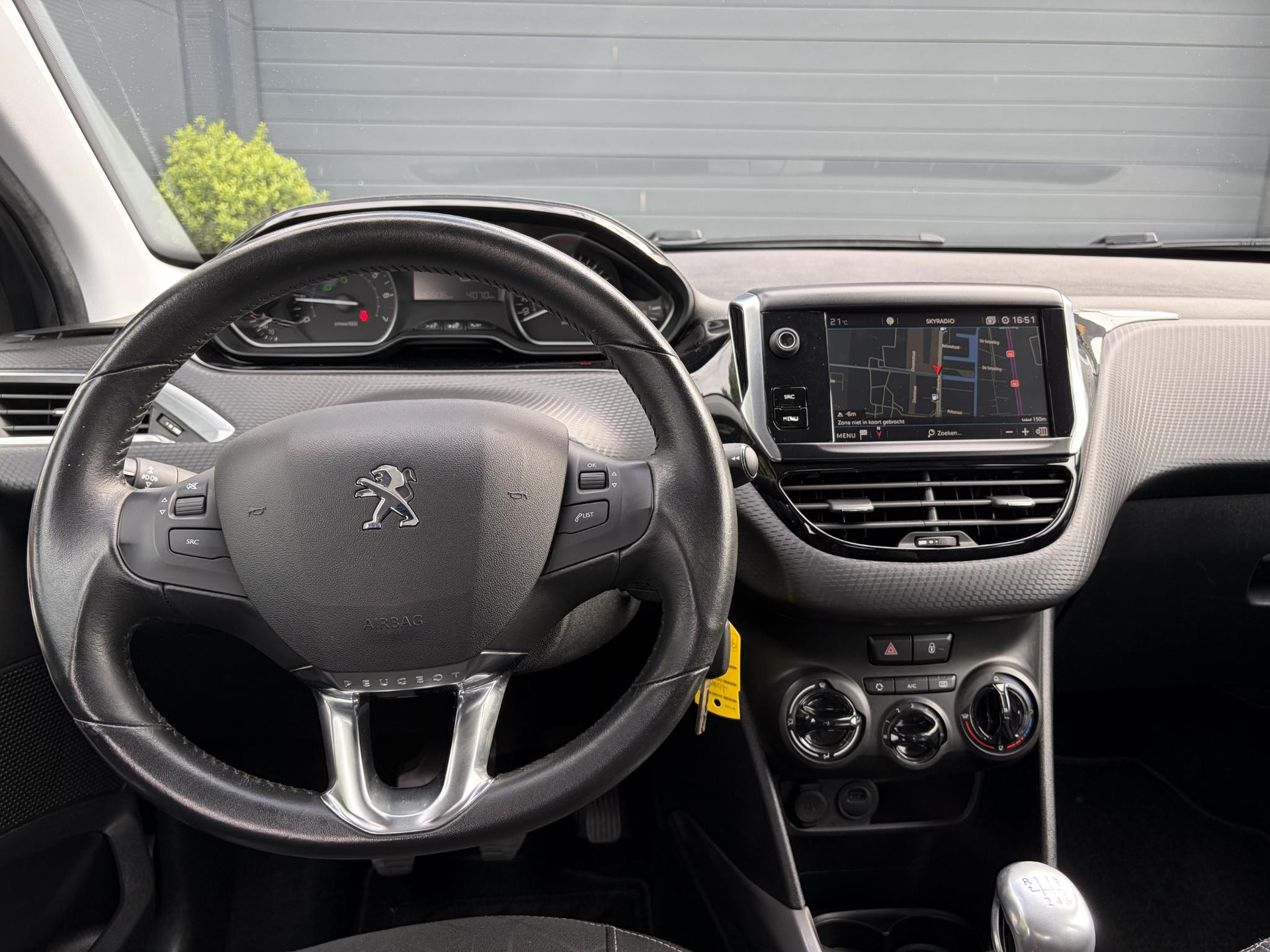 Peugeot 2008 1.2 PureTech Blue Lion 2e Eigenaar,131pk,Carplay,Navi,Dealer Onderhouden,6 Bak,D-riem vv in 2024,Pdc,N.A.P,Apk tot 04-2027