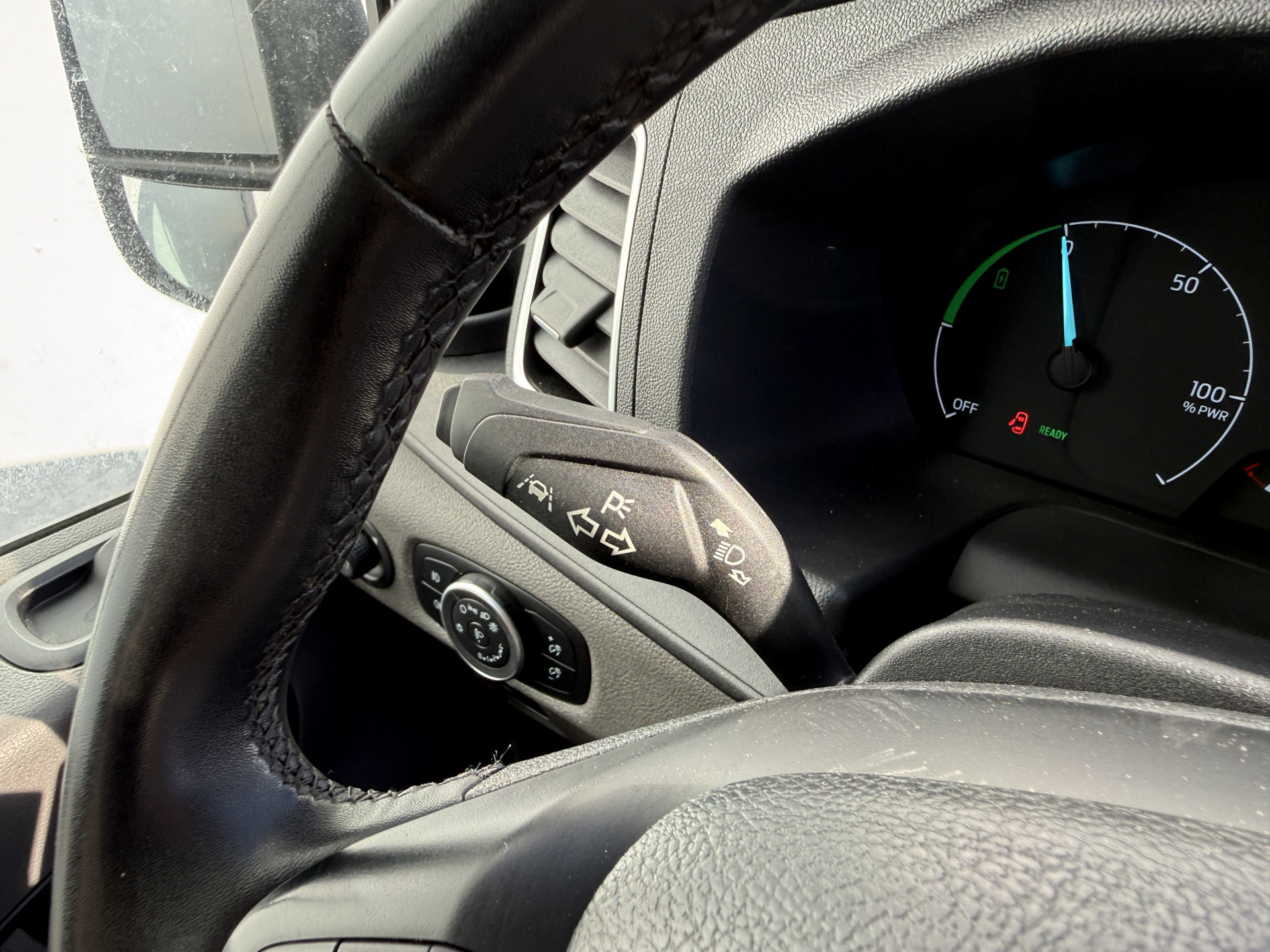 Ford e-Transit 68kWh 184PK L4H3 317km WLTP 93.7% (SOH) BEV Snelladen Carplay Climate control 360° Camera Parkeersensoren v+a Stoelverwarming