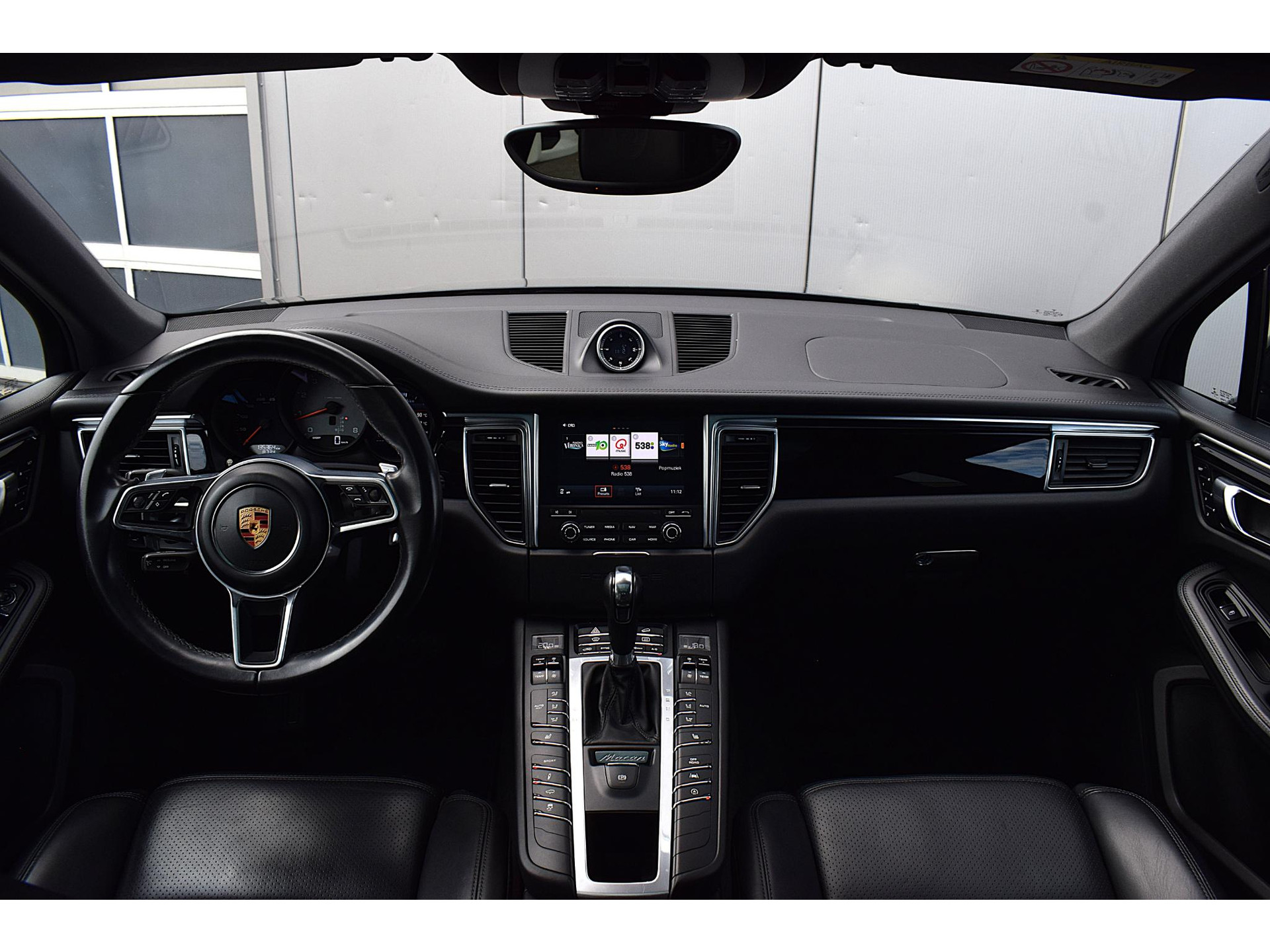 Porsche Macan 3.0 S | Apple CarPlay | NAP | Luchtvering | Pano | Bose | Memory | Leer