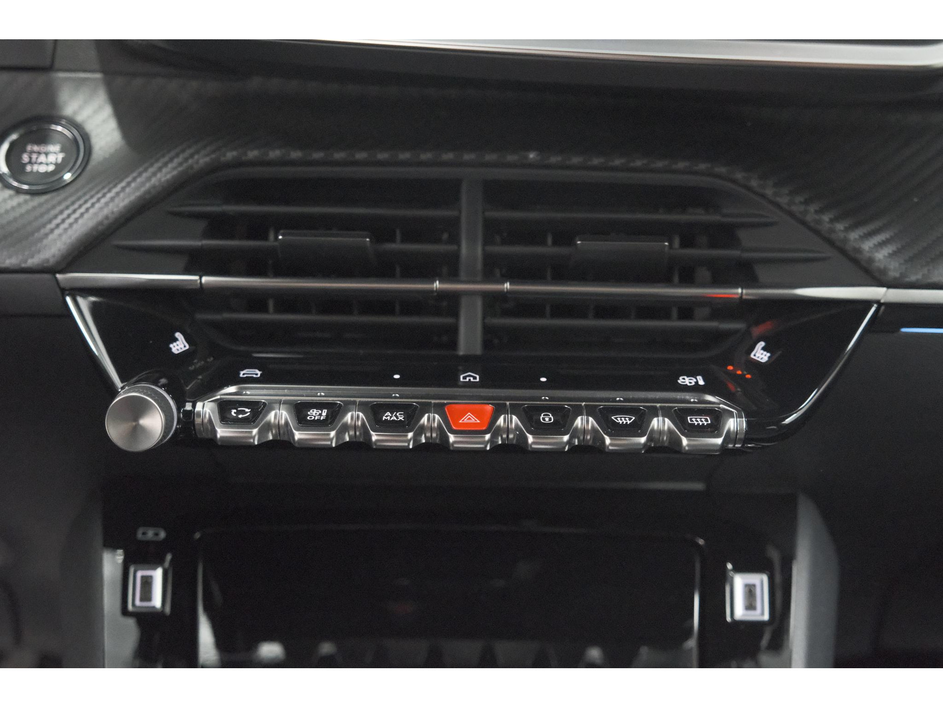 Peugeot 208 1.2 Hybrid 145 e-DCS6 GT | Alcantara Pakket | Camera | Apple Carplay | Stoelverwarming