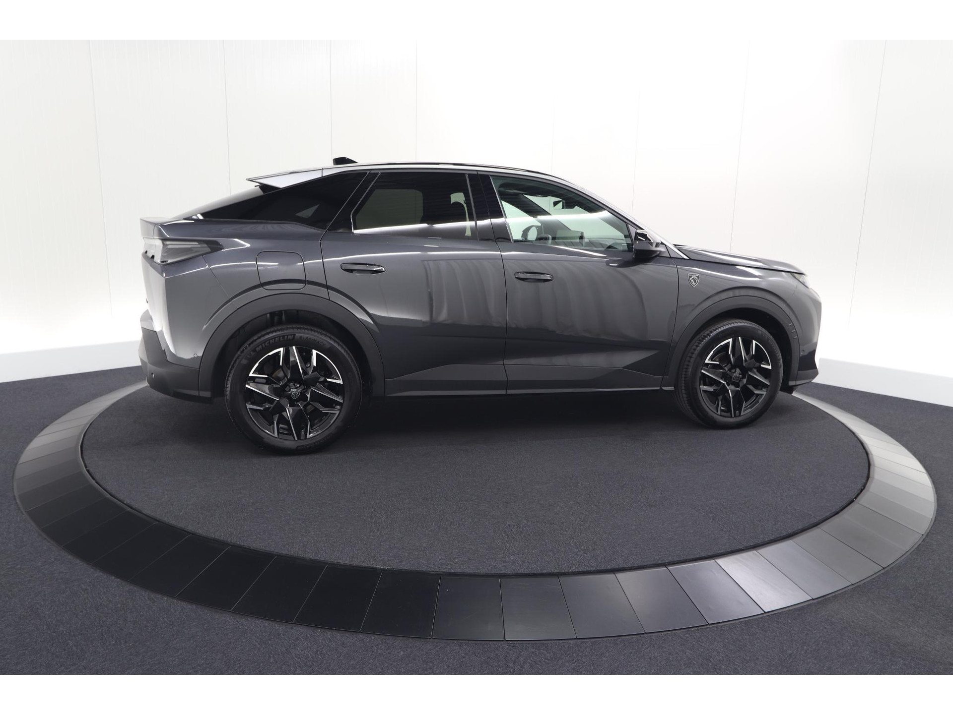 Peugeot 3008 1.2 Hybrid 136 GT | 360 Camera | Adaptieve Cruise Control | Stoelen Pakket | Elektrische Kofferklep