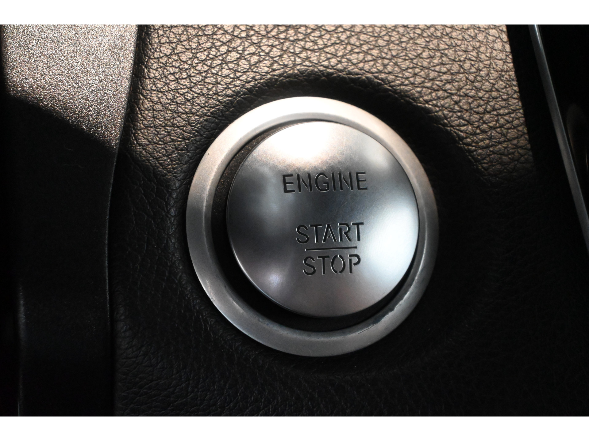 Mercedes-Benz C-klasse Coupé 220 d Edition 1 Automaat Clima Navigatie Leder Stoelverwarming Rijklaarprijs Inruil Mogelijk!
