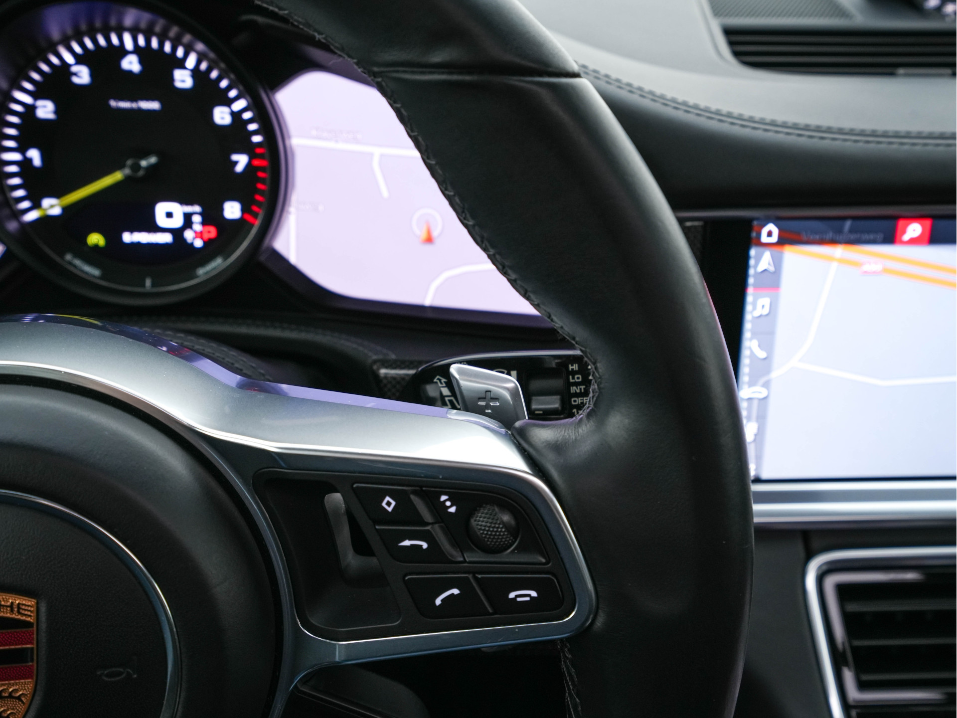 Porsche Panamera Sport Turismo 2.9 4 E-Hybrid Plug-In Aut. *PANO | LEATHER | NAVI-FULLMAP | AIR-SUSPENSION | KEYLESS | BOSE-SURROUND | SOFT-CLOSE | ADAPT-CRUISE | SURROUND-VIEW | DAB | MEMORY-PACK | CARPLAY | SPORT-SEATS | ...