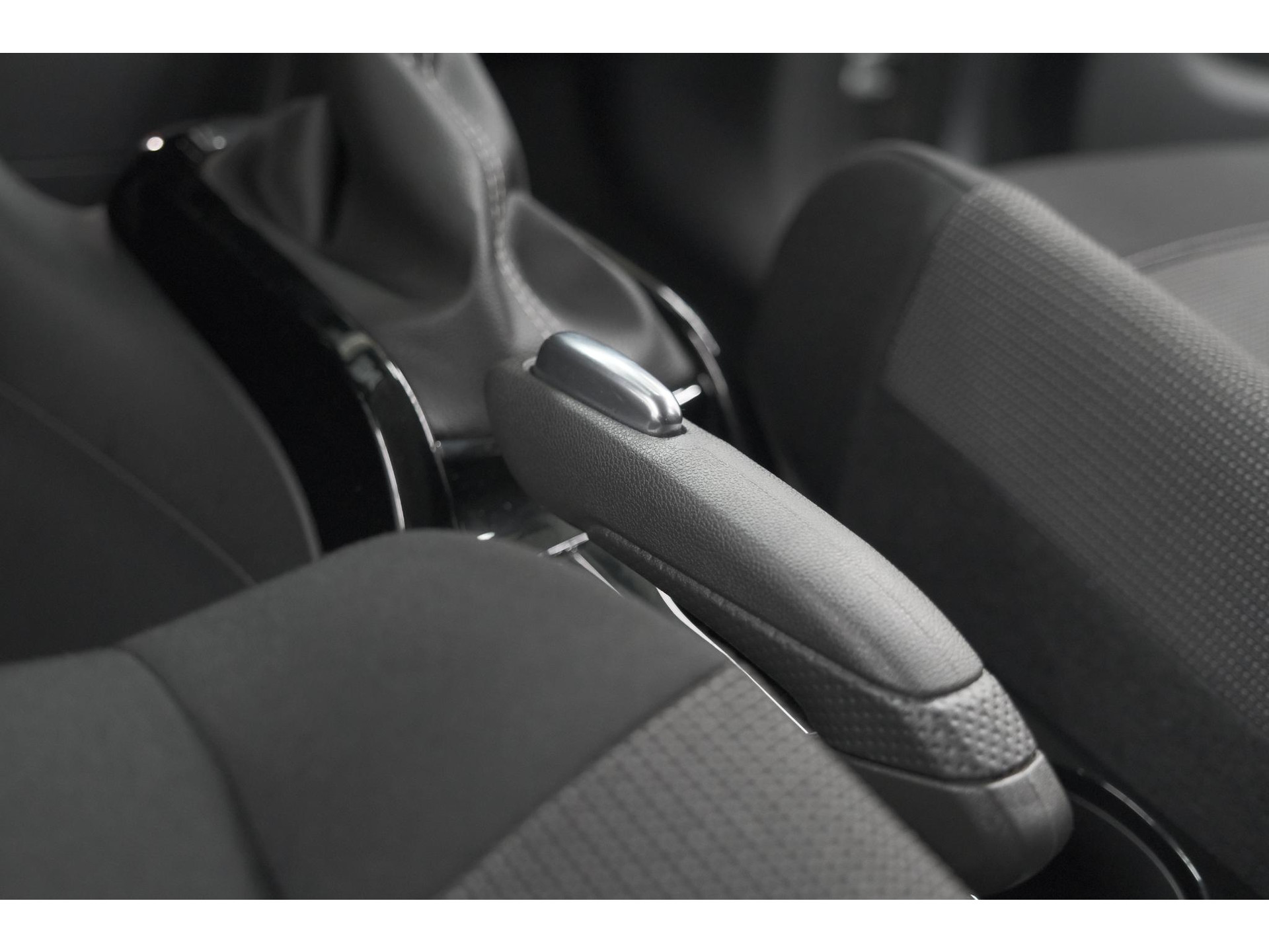 Citroen C3 Aircross PureTech 130 EAT6 Plus | Stoelverwarming | Apple Carplay | Parkeersensoren