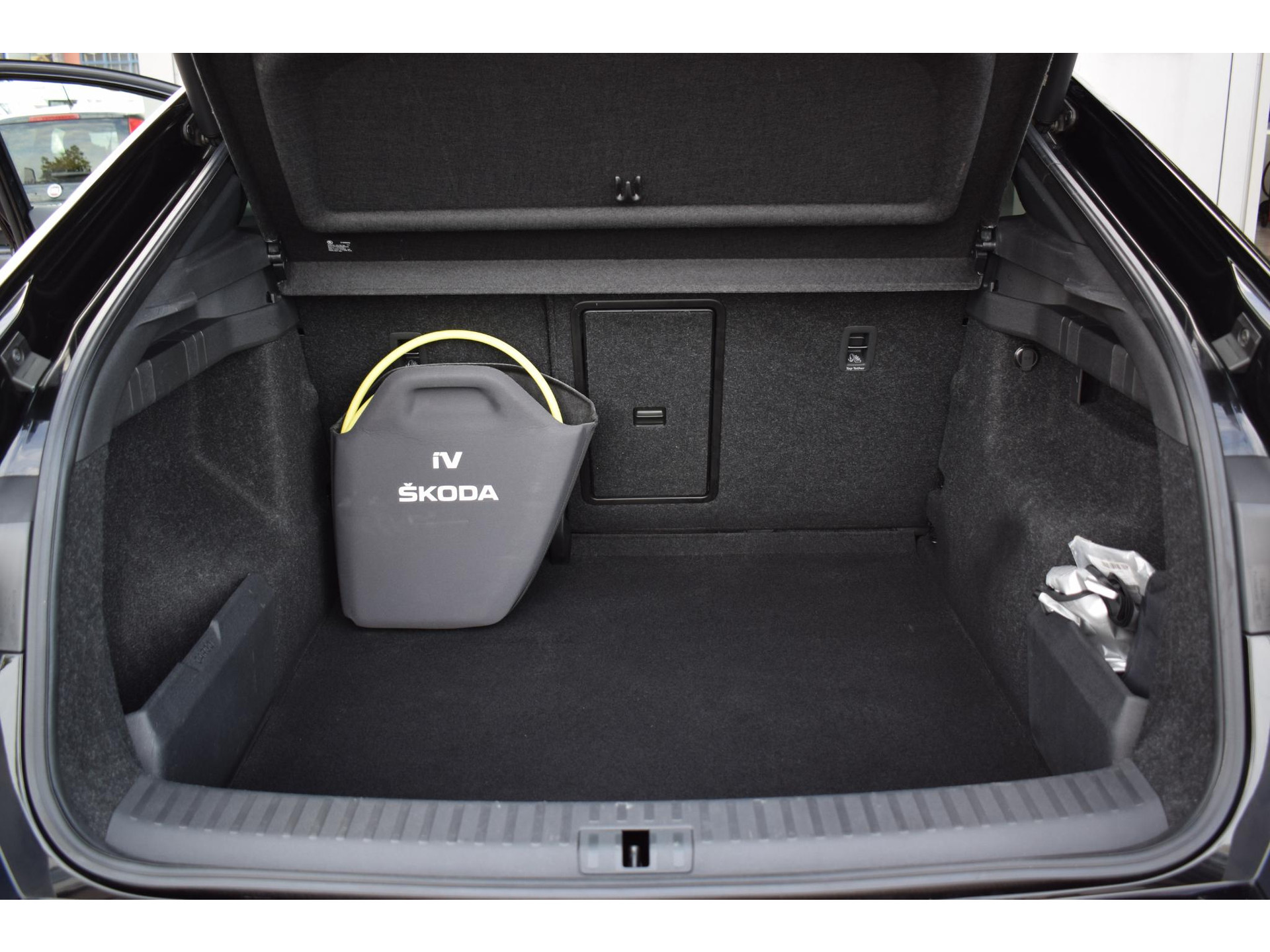Skoda Enyaq Coupé iV 80 RS | SOH: 95,1% | Pano | Memory | Alcantara | Matrix | Stuurverwarming