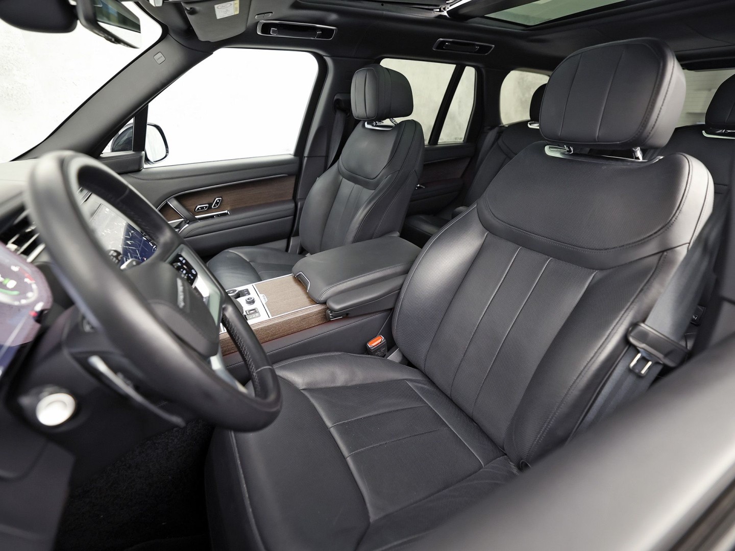 Land Rover Range Rover 3.0 P510e Autobiography PHEV Automaat 510Pk (LEDEREN HEMEL, MASSAGE, MEMORY, ACHTERASBESTURING, MERIDIAN, STOELKOELING/VERWARMING V+A, KOELKAST, 360 CAMERA, SFEERVERLICHTING, NIEUWE APK)