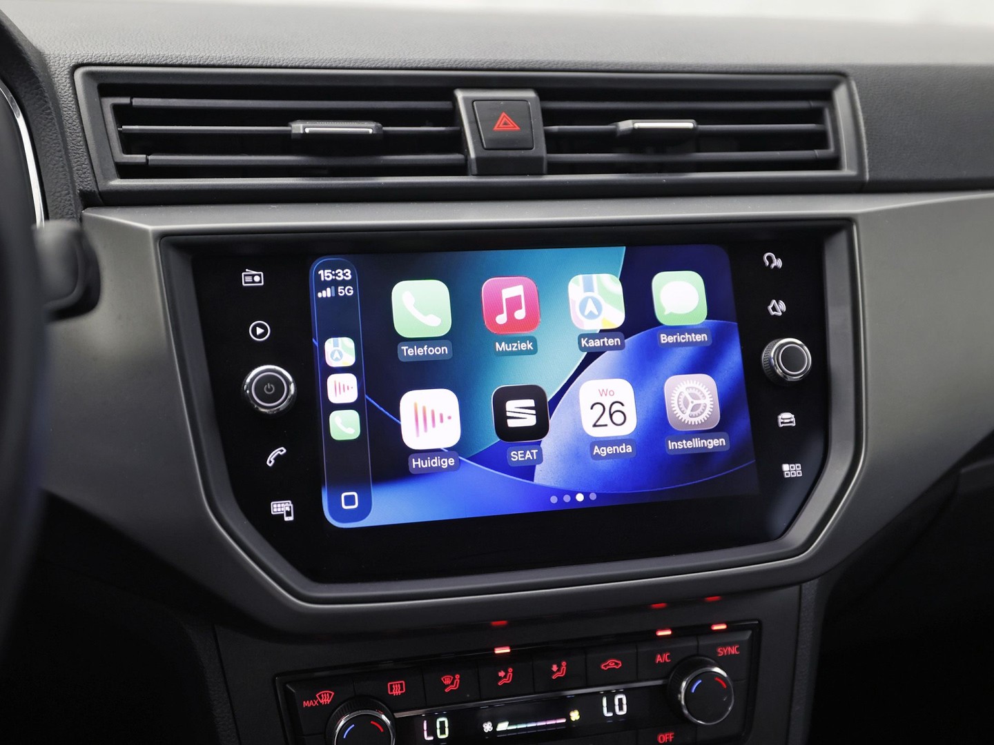 SEAT Ibiza 1.0 Sport (APPLE CARPLAY, GROOT NAVI, CLIMATE, GETINT GLAS, SPORTSTOELEN, LM VELGEN, CRUISE, NIEUWSTAAT)