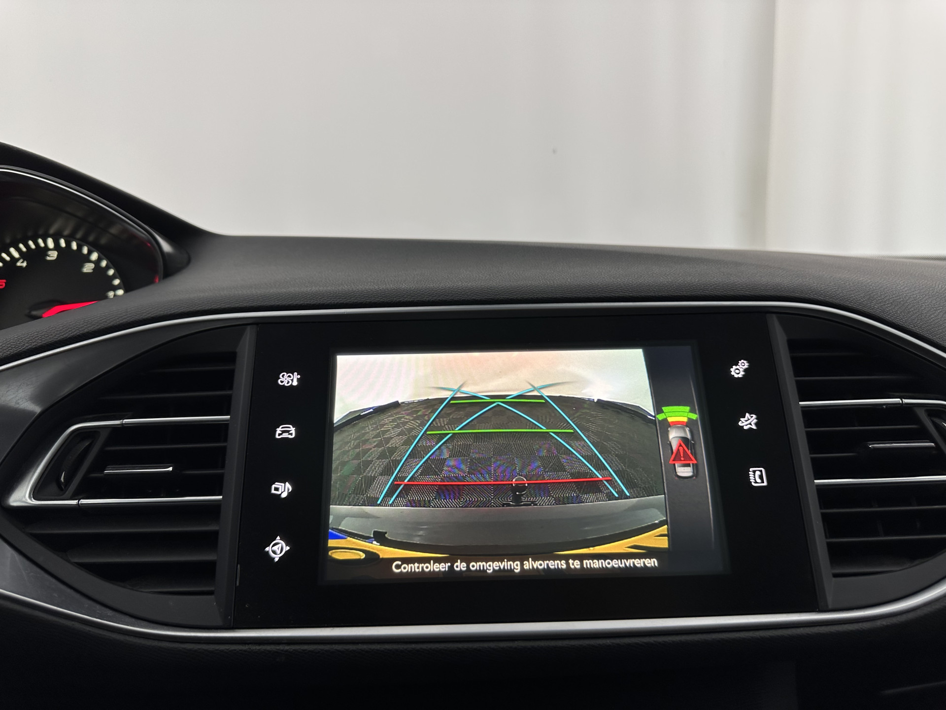 Peugeot 308 SW 1.6 BlueHDI Blue Lease Limited *PANO | NAVI-FULLMAP | CAMERA | COMFORTSEATS | ECC | PDC | CRUISE | TOWBAR*