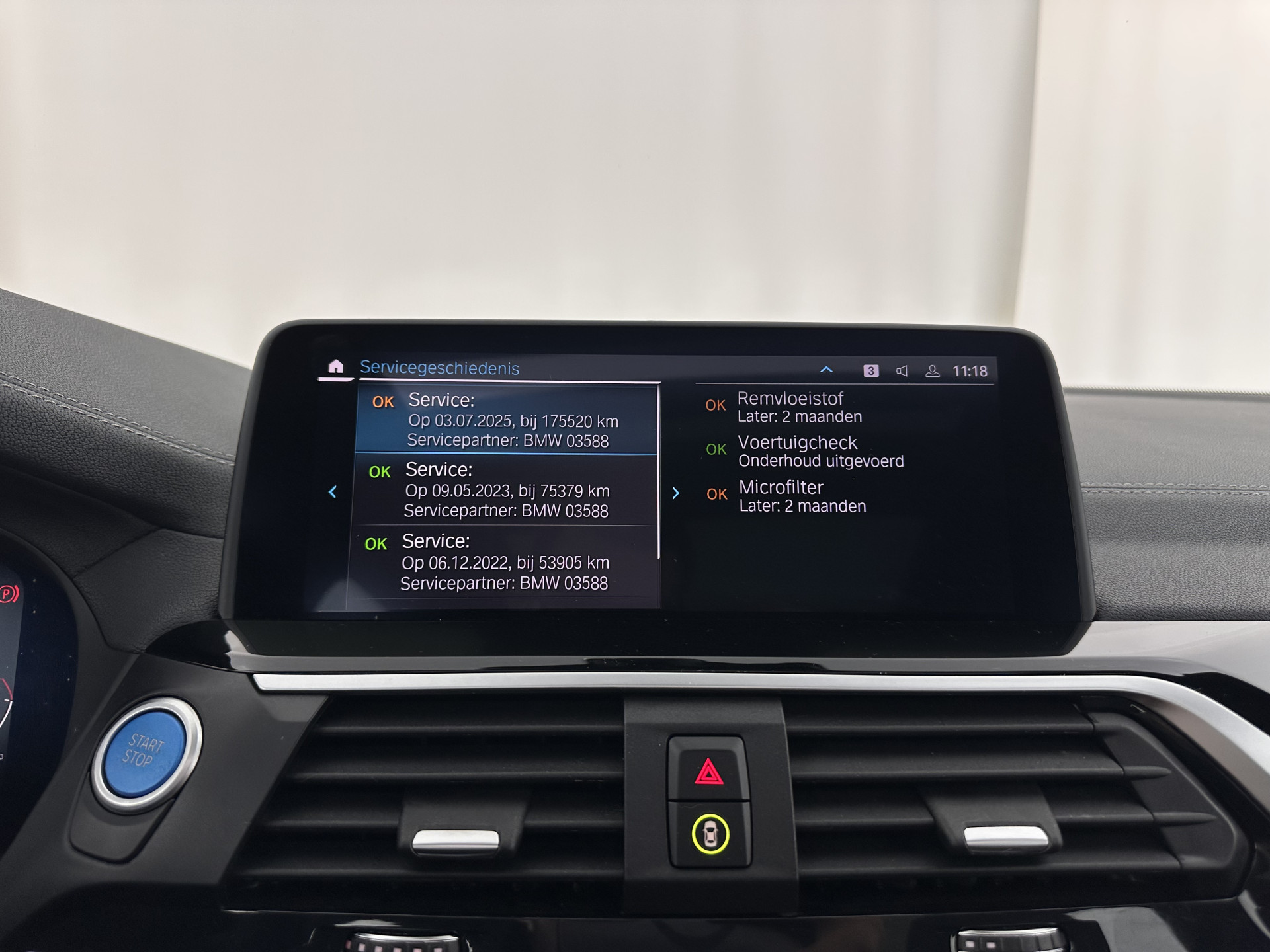 BMW iX3 High Executive 80 kWh [ 3-Fase-11kW ] {SOH-99%} (INCL-BTW) Aut. *HEATPUMP | PANO | LEATHER | HARMAN/KARDON | FULL-LED | BLINDSPOT | MEMORY-PACK | DIGI-COCKPIT | HEATED-SPORTSEATS | KEYLESS | TOPVIEW | DAB+ | NAVI-FULLMAP | HEAD-UP | ...