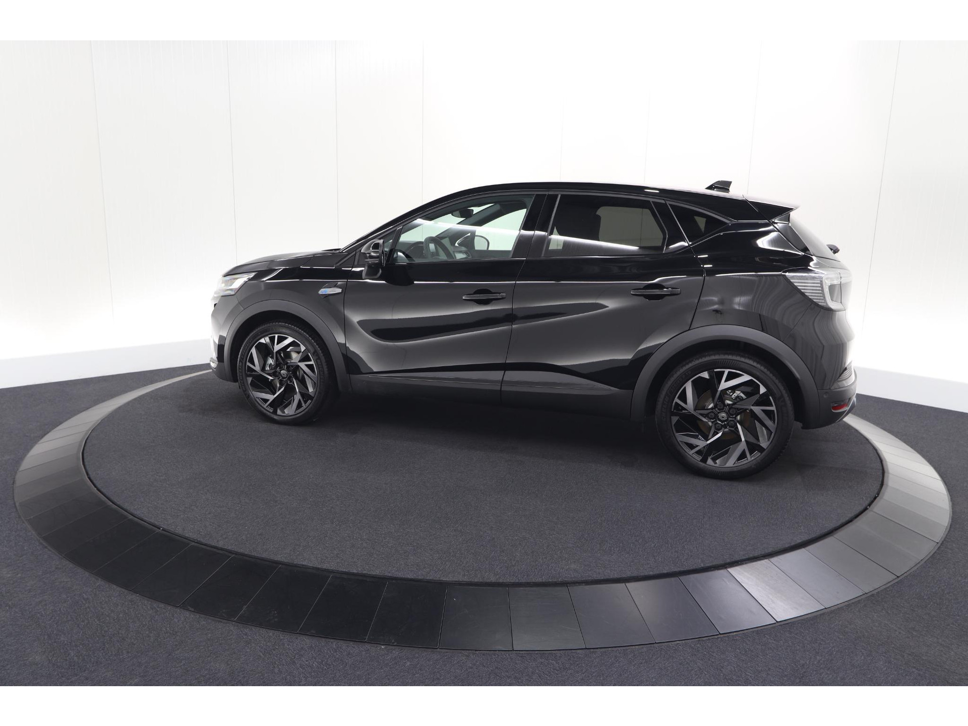 Renault Captur 1.8 E-Tech full hybrid 160 esprit Alpine | Rondom Camerazicht | Adaptieve Cruise Control | Navigatie