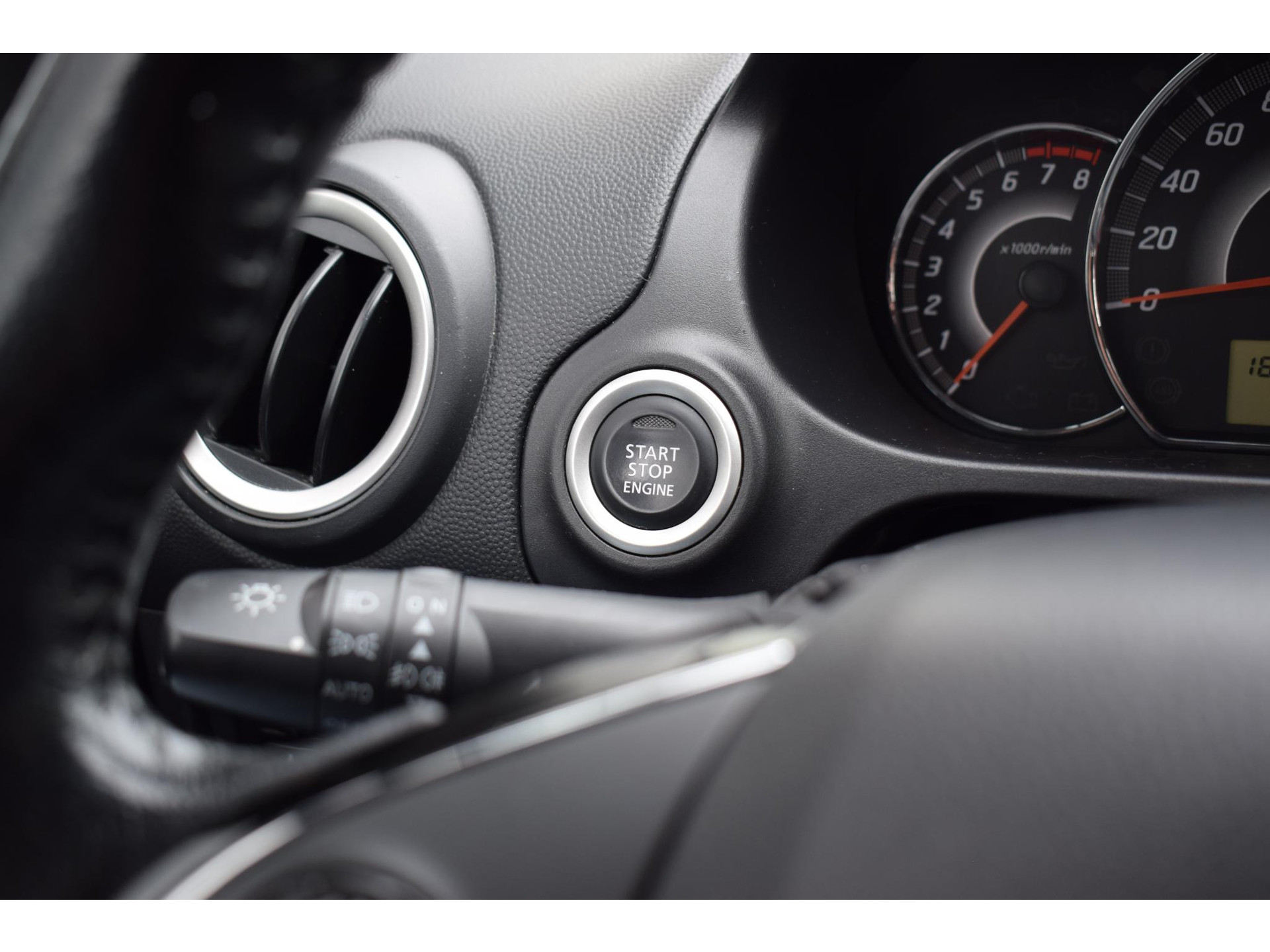 Mitsubishi Space Star 1.2 Instyle | Apple CarPlay | Camera | Keyless | Climate | Cruise