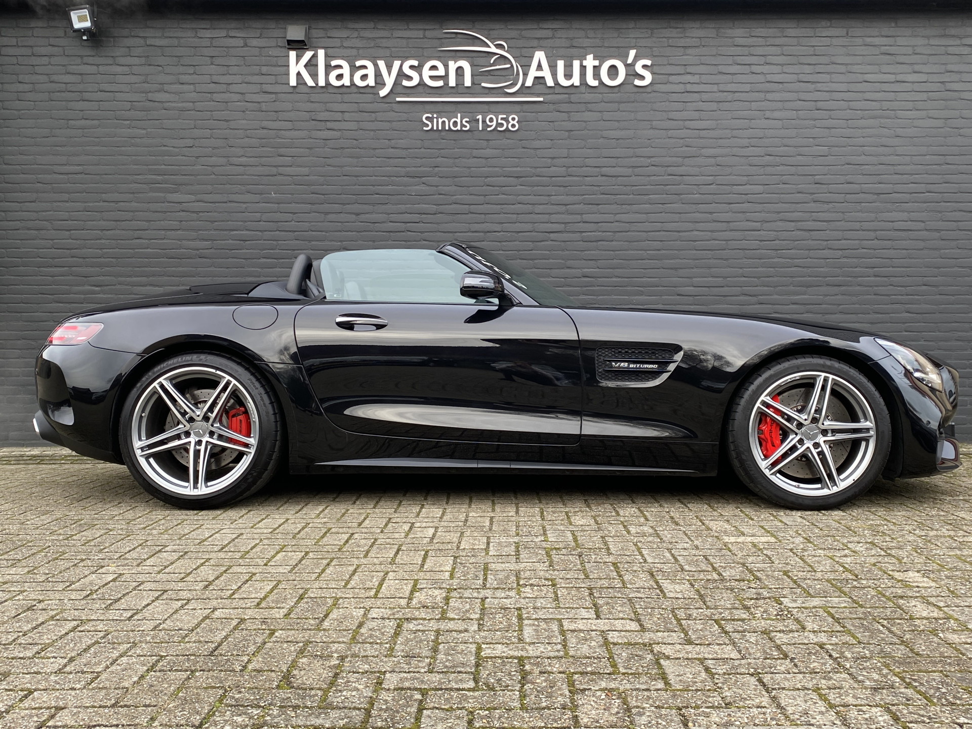 Mercedes-Benz AMG GT C Roadster 4.0 Premium V8 577 pk AUT. | dealer onderhouden | achteras besturing | memory stoel | adaptieve cruise | 360 camera