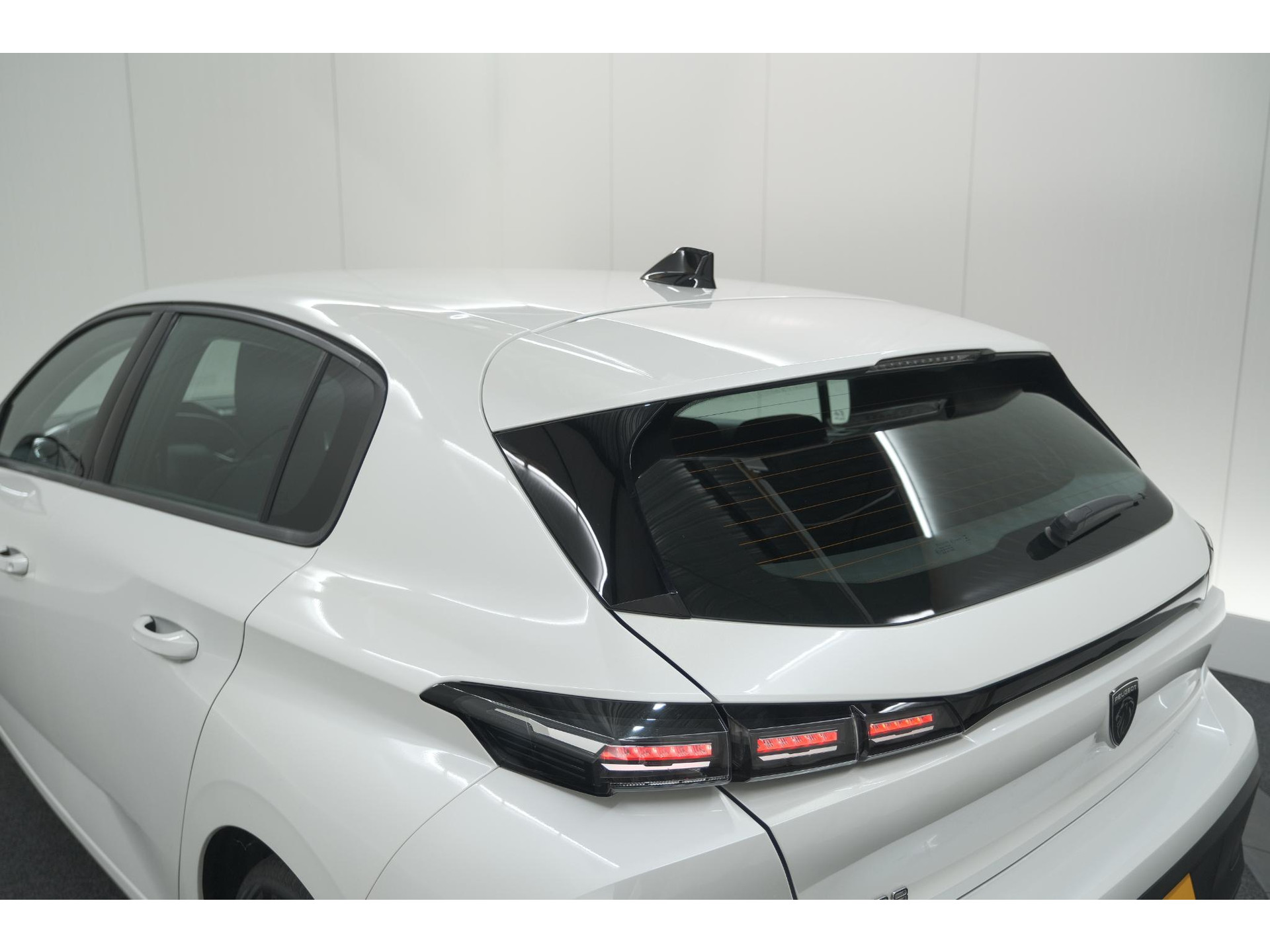 Peugeot 308 PureTech 110 Active Pack Business | Parkeersensoren | Apple Carplay | Navigatie | Cruise Control