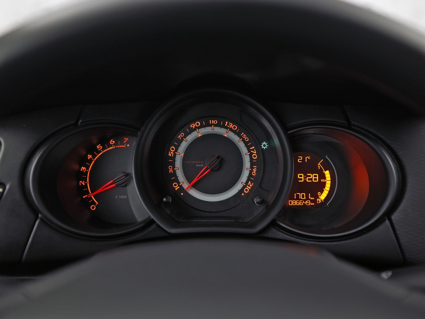 Citroën C3 1.1 Chauve Sport (LM VELGEN, ELEK RAMEN, SPORTSTOELEN, NIEUWE APK, NIEUWSTAAT)