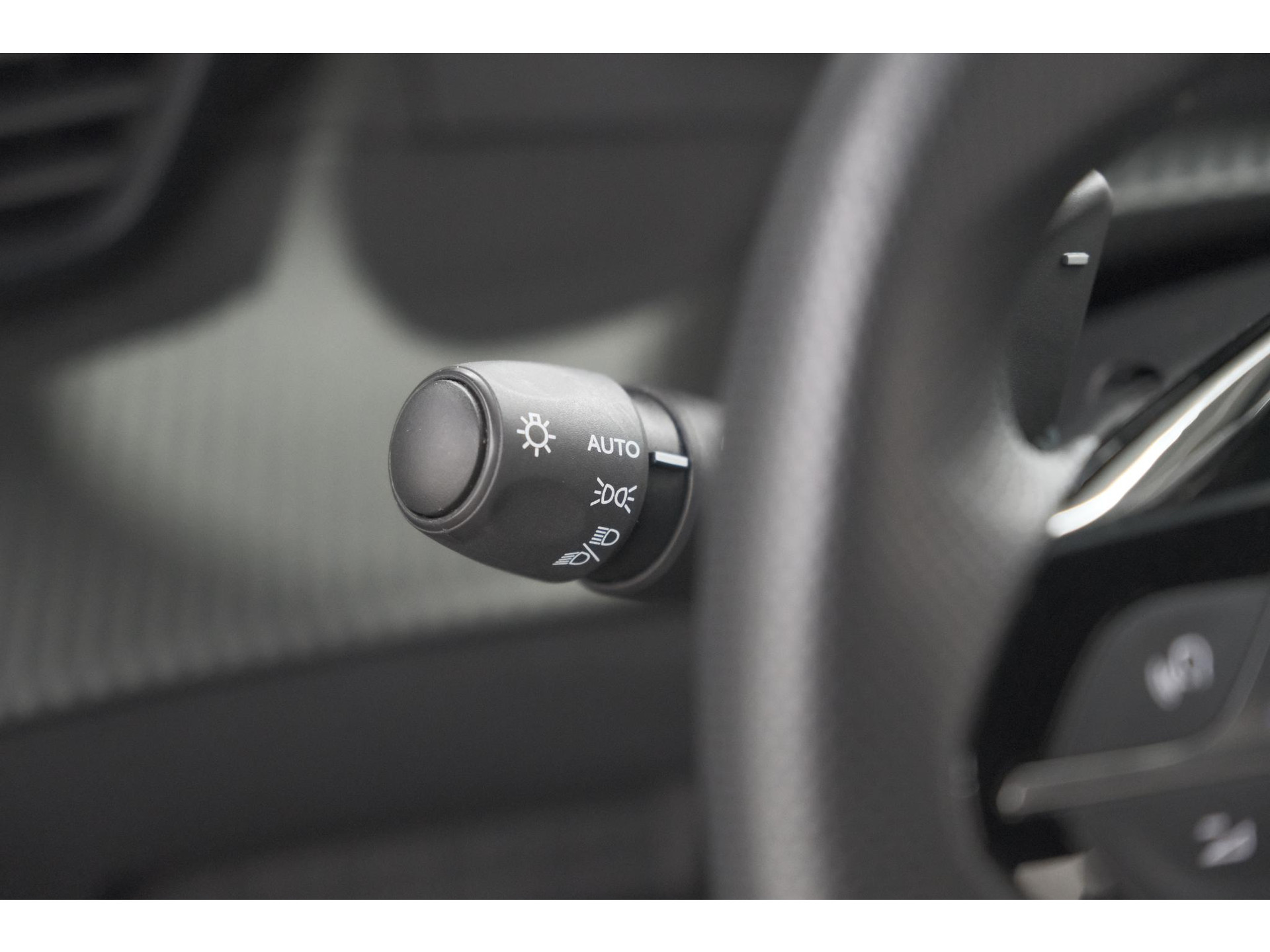 Peugeot 2008 1.2 Hybrid 145 GT | Camera | Apple Carplay | Parkeersensoren
