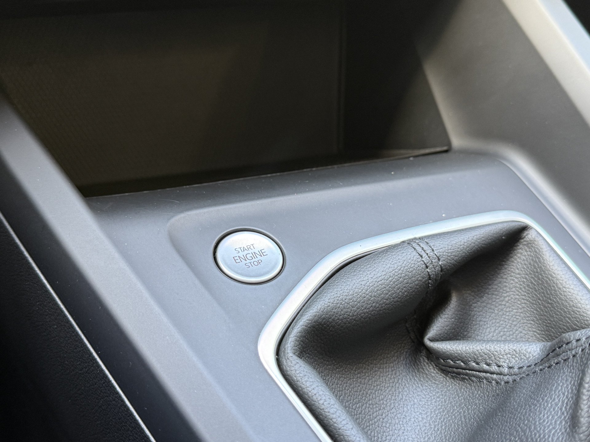 Volkswagen Golf Variant 1.0 TSI Life | Carplay | ACC | Draadloze lader