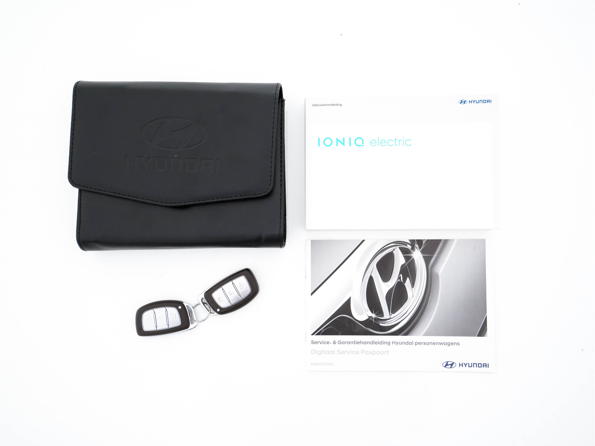 Hyundai IONIQ Premium EV 38 kWh {SOH-100%} Aut *HEATPUMP | LEATHER | FULL-LED | ADAPTIVE-CRUISE | KEYLESS | NAVI-FULLMAP | DAB | CAMERA | MEMORY-PACK | DIGI-COCKPIT | HEATED/VENTILATED-SEATS | CCS- FASTLOADER | PRIVACY-GLASS |