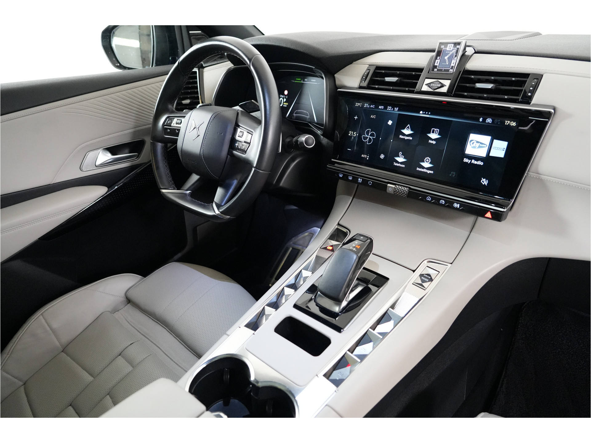 DS 7 E-Tense 4x4 La Première 360 pk PHEV | SOH 96% | Pano | Massage | Nachtzicht | Focal | 360° Cam | Nappa |