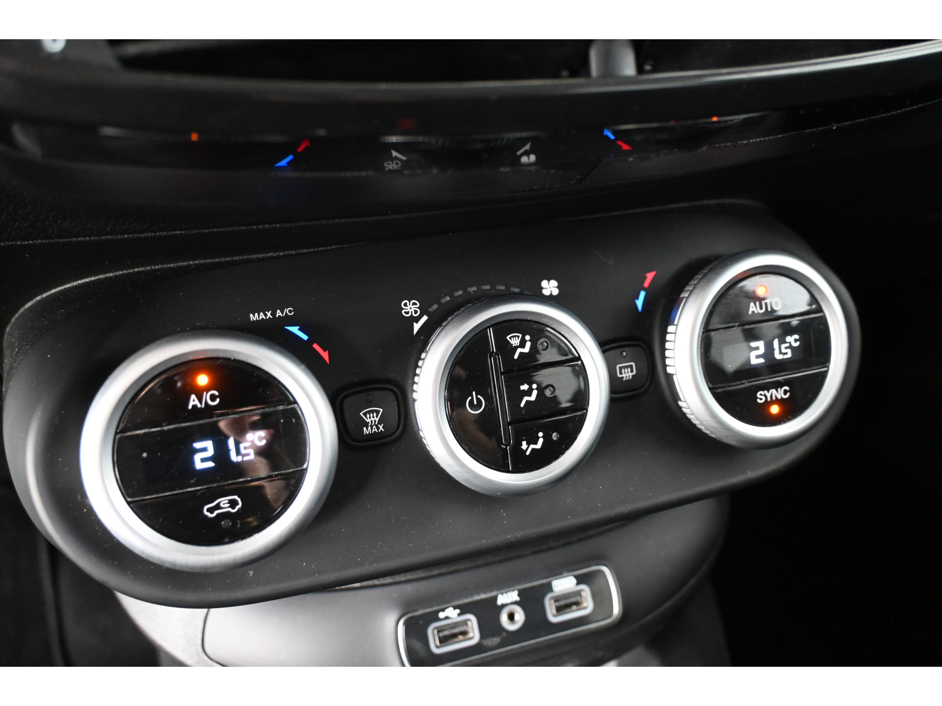 Fiat 500 X Cross 1.4 Turbo MultiAir S-Design Cross Navigatie Clima Trekhaak Cruise control 1e Eigenaar 100% Onderhouden! Inruil Mogelijk!