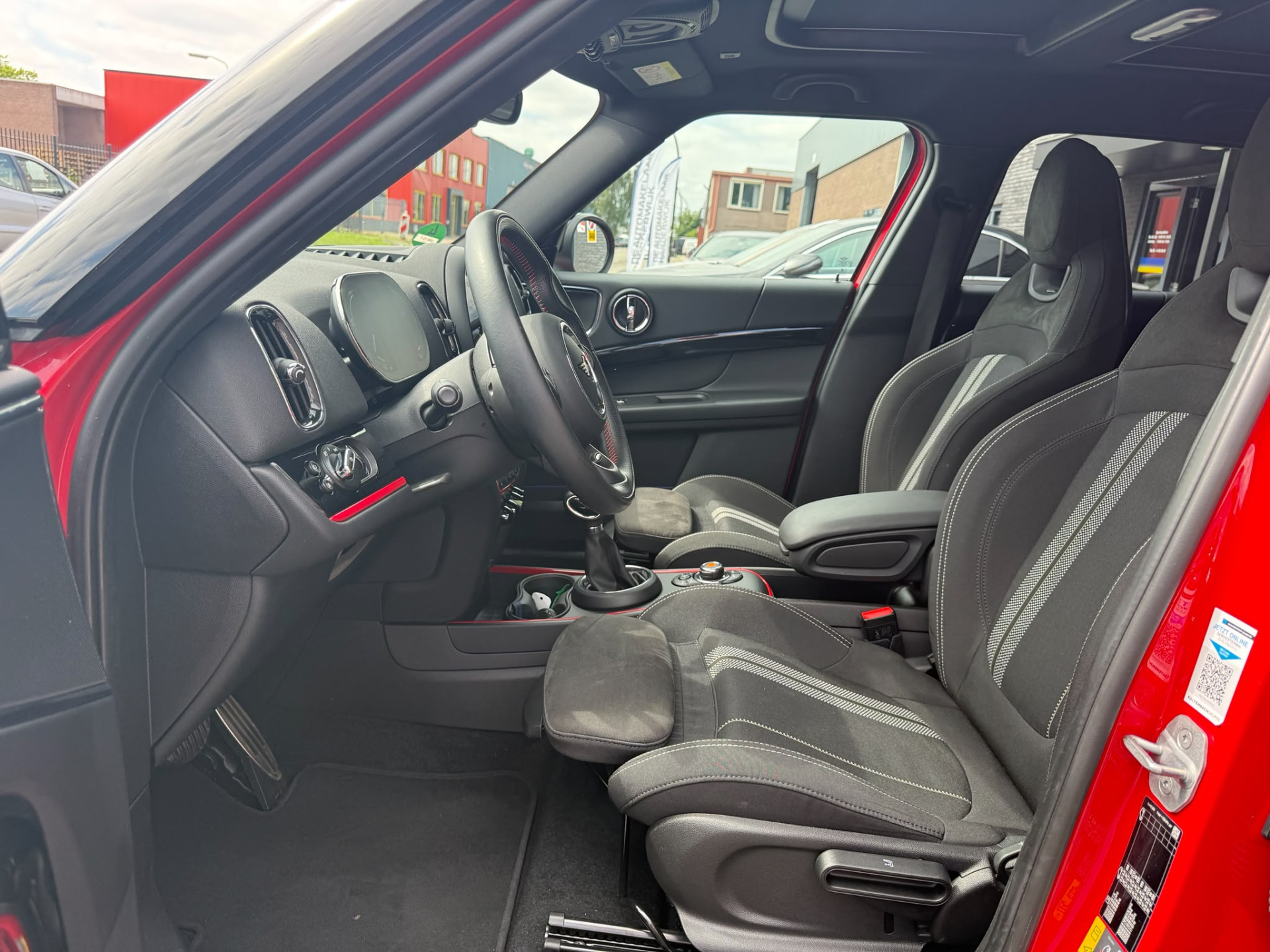 MINI Countryman 1.5 Cooper S E ALL4 | 2E EIGENAAR | 3/6/12MND GARANTIE | PANO | LED | AUTOMAAT | CARPLAY | DAB | NAVI | SFEER | CRUISE