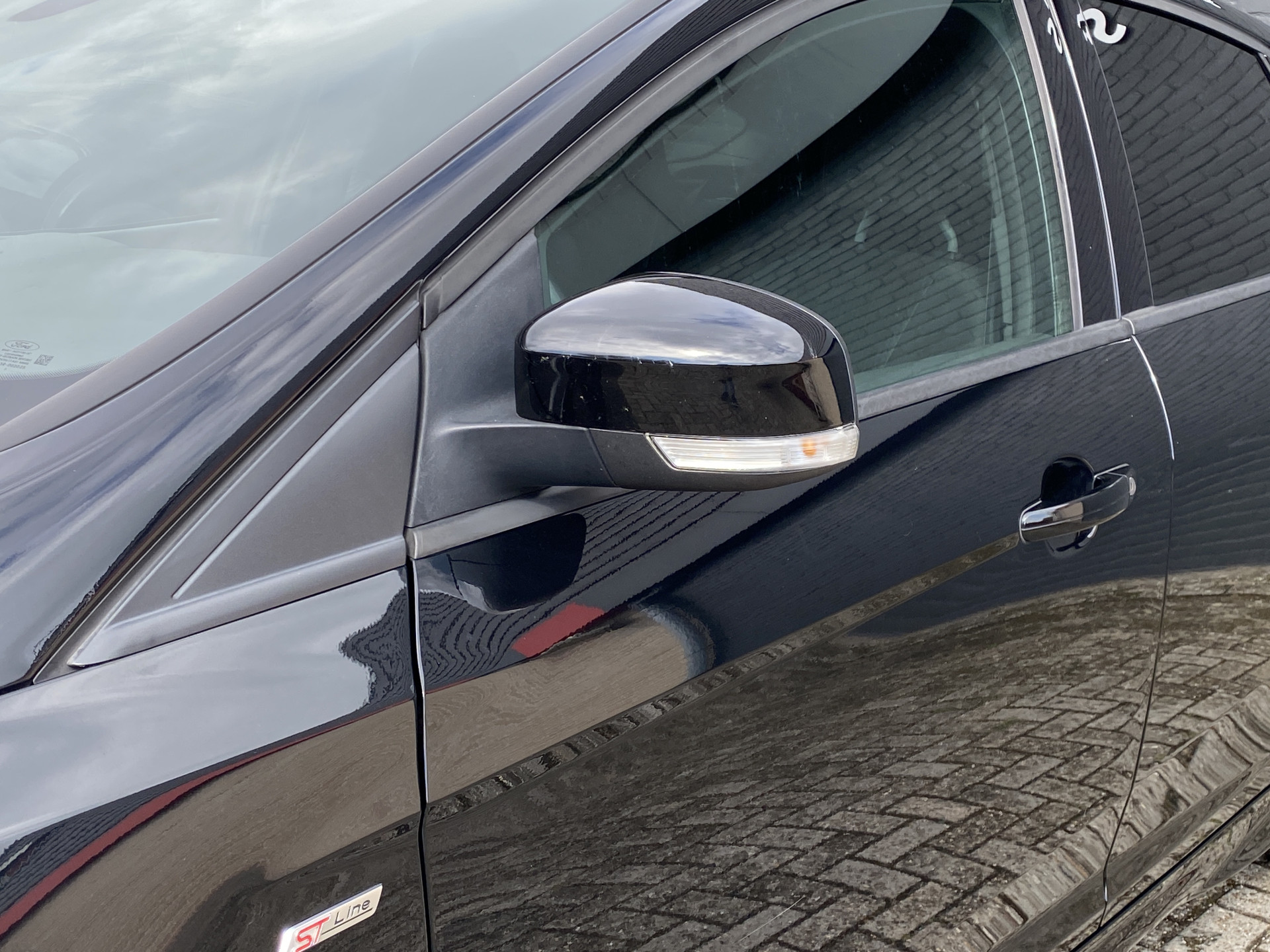 Ford Focus 1.5 ST-Line 150 pk | navigatie | cruise control | trekhaak | all season banden | carplay | parkeersensoren