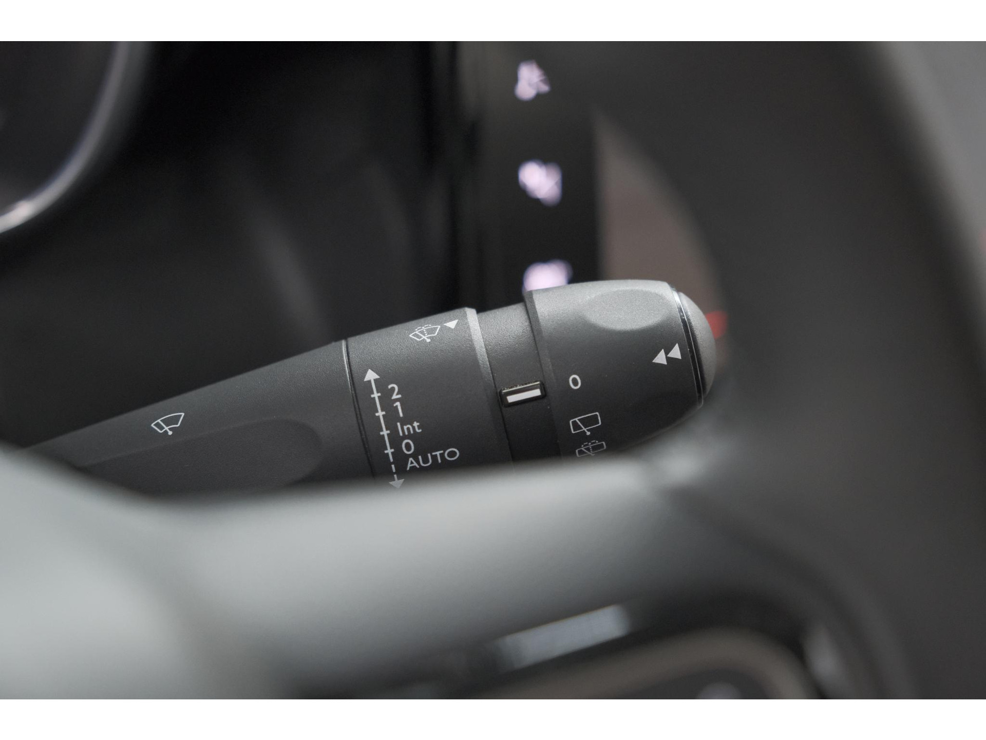 Citroen C3 Aircross PureTech 130 EAT6 Max | Parkeersensoren | Stoelverwarming | Apple Carplay | 16 Inch Lichtmetalen Velgen