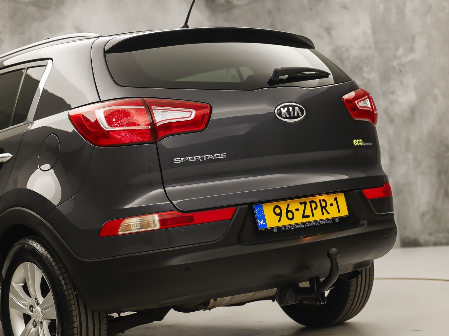Kia Sportage 1.6 GDI SportPack (SCHERM, CLIMATE, GETINT GLAS, SPORTSTOELEN, TREKHAAK, PARKEERSENSOREN, CRUISE, NIEUWE APK, NIEUWSTAAT)