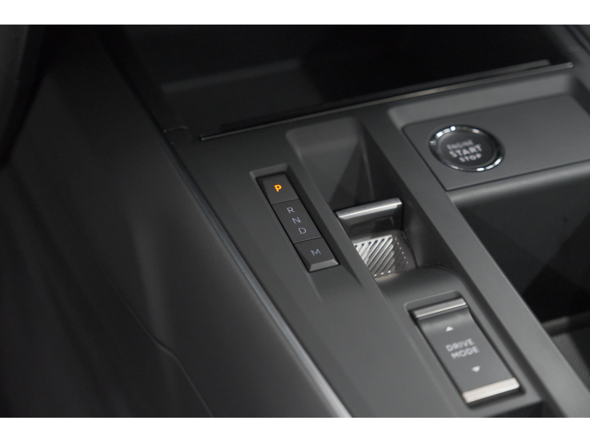 Citroen C5 Aircross 1.2 Hybrid 136 Max | Elektrische Kofferklep | Adaptieve Cruise Control | Camera | Dodehoekdetectie