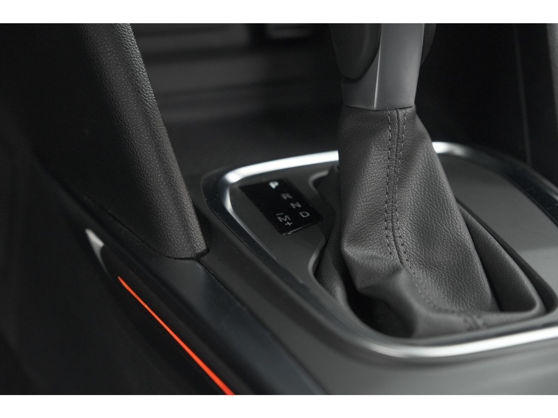 Renault Mégane Estate TCe 140 EDC Techno | Trekhaak | Camera | Navigatie | 9.3 Inch Groot Scherm