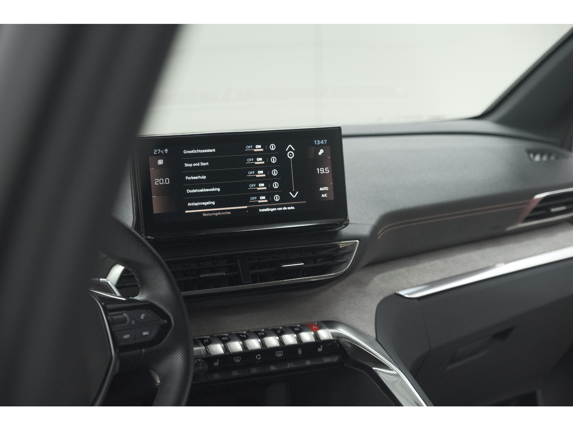 Peugeot 5008 PureTech 130 EAT8 GT Black Pack | Elektrische Kofferklep | Camera | Adaptieve Cruise Control | Dodehoekdetectie