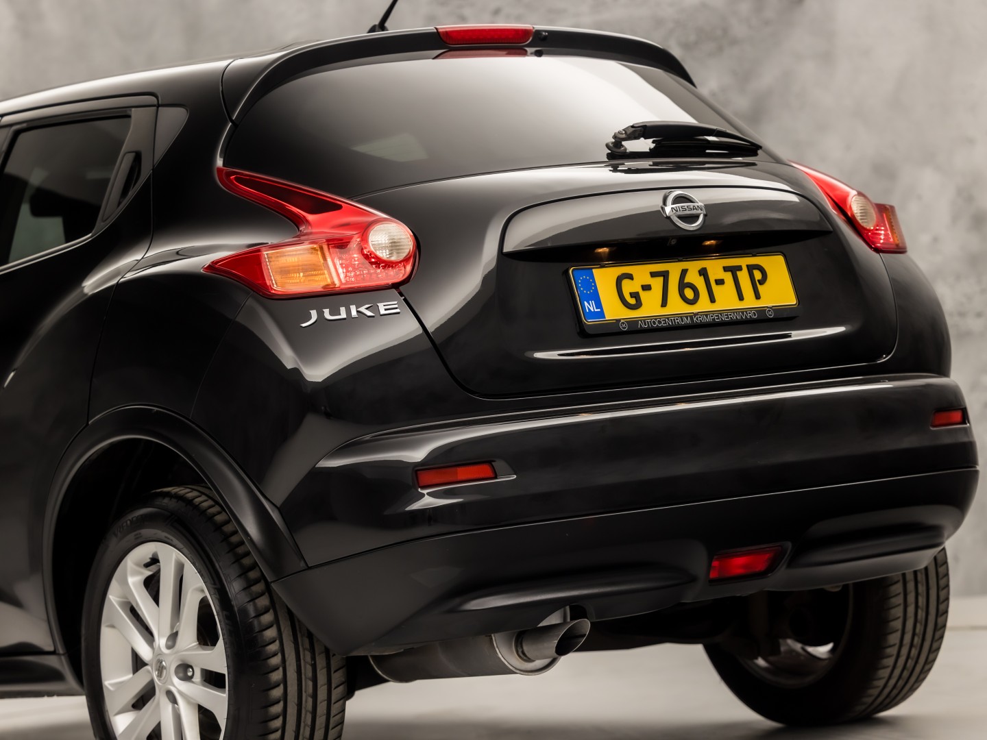 Nissan Juke 1.6 DIG-T Tekna (NAVIGATIE, CLIMATE, CAMERA, GETINT GLAS, KEYLESS, SPORTSTOELEN, LM VELGEN, CRUISE, NIEUWSTAAT)