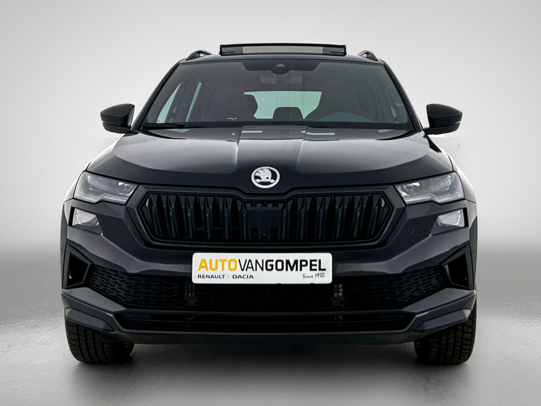 ŠKODA Karoq 1.5 TSI ACT Sportline Business | PANORAMADAK | 360 CAMERA | WINTERPACK | KEYLESS | NAVI | ELEKTR. ACHTERKLEP