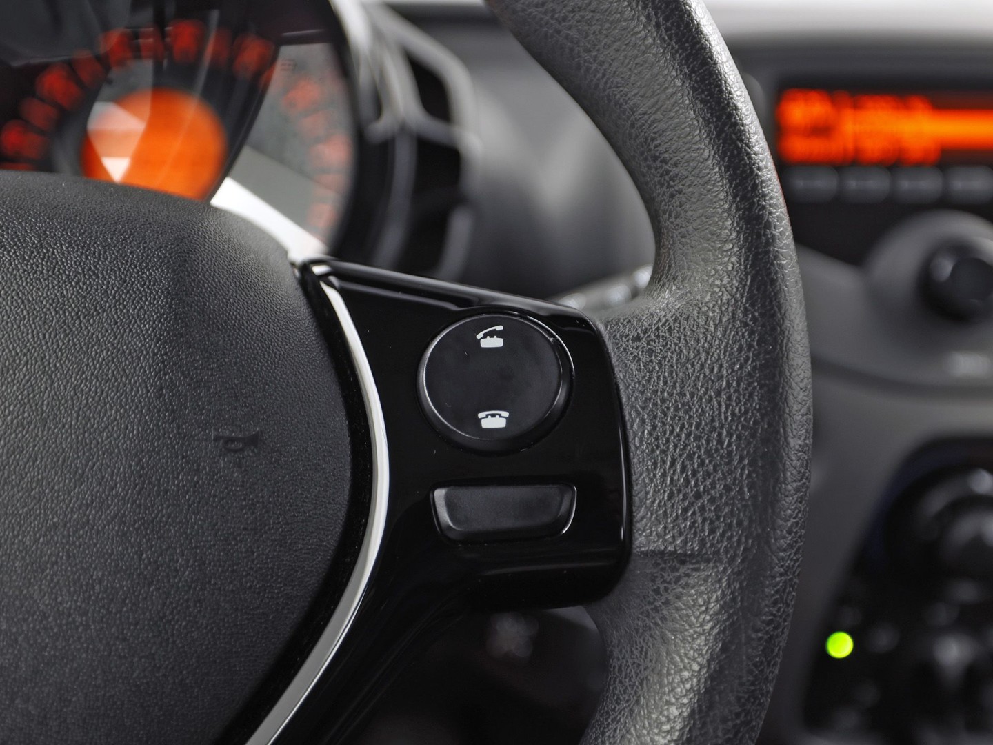 Peugeot 108 1.0 e-VTi Sport (AIRCO, ELEK RAMEN, SPORTSTOELEN, BLUETOOTH, NIEUWSTAAT)