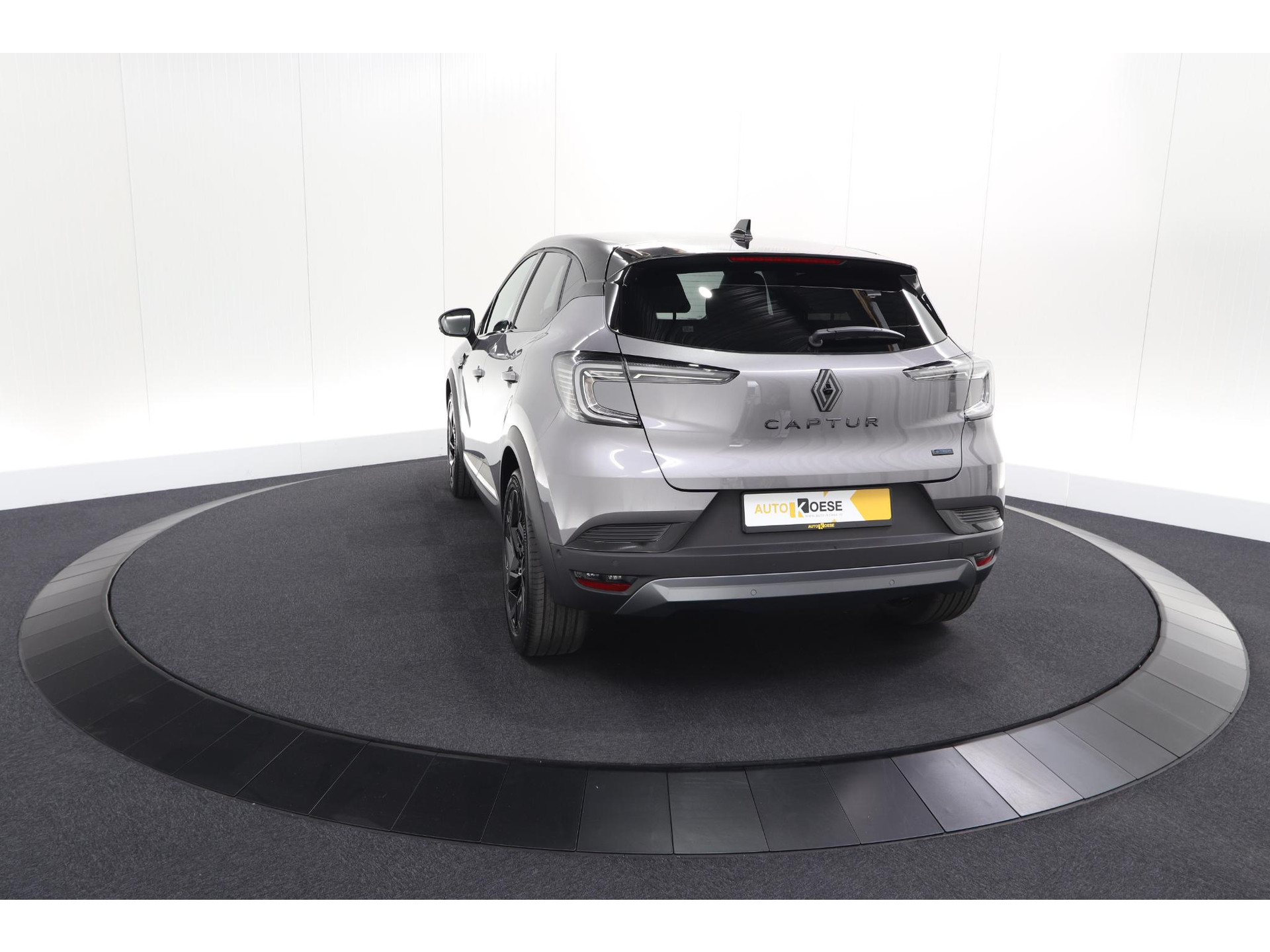 Renault Captur 1.8 E-Tech Full Hybrid 160 Esprit Alpine | 360 Camera | Dodehoekdetectie | Adaptieve Cruise Control