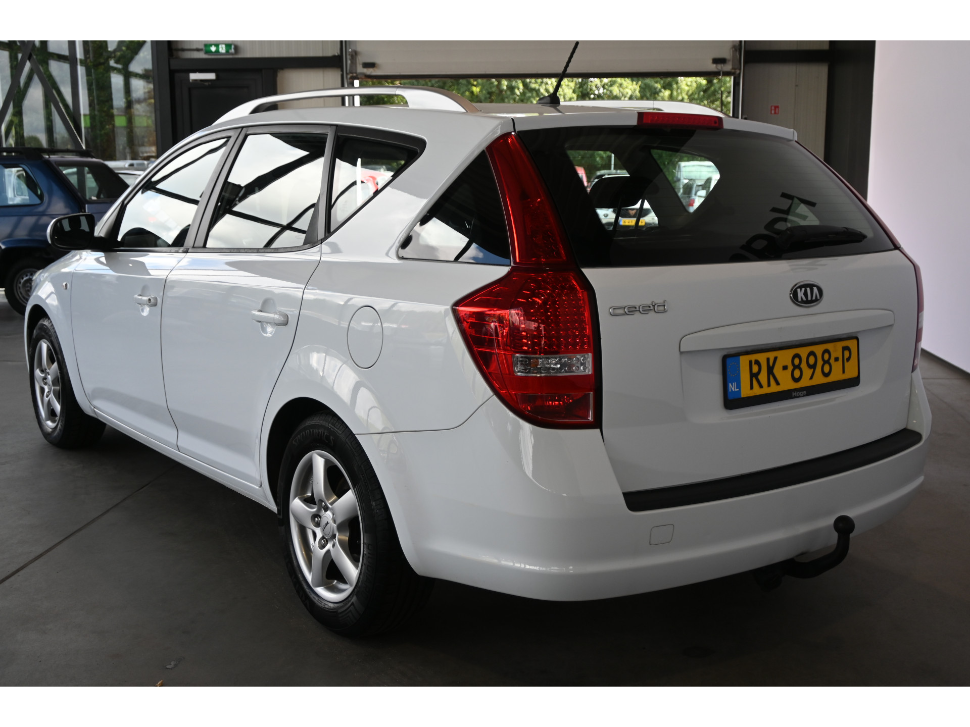 Kia cee'd 1.4 CVVT X-tra Airco Trekhaak Stoelverwarming All in Prijs! Inruil Mogelijk!