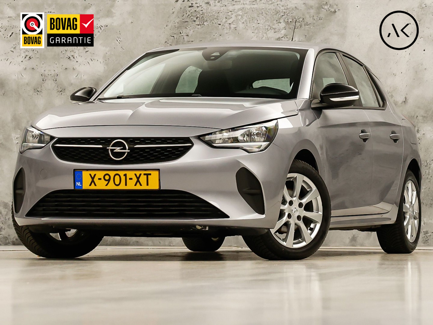 Opel Corsa 1.2 Sport (APPLE CARPLAY, GROOT NAVI, 360 CAMERA, SPORTSTOELEN, LM VELGEN, CRUISE, NIEUWSTAAT)
