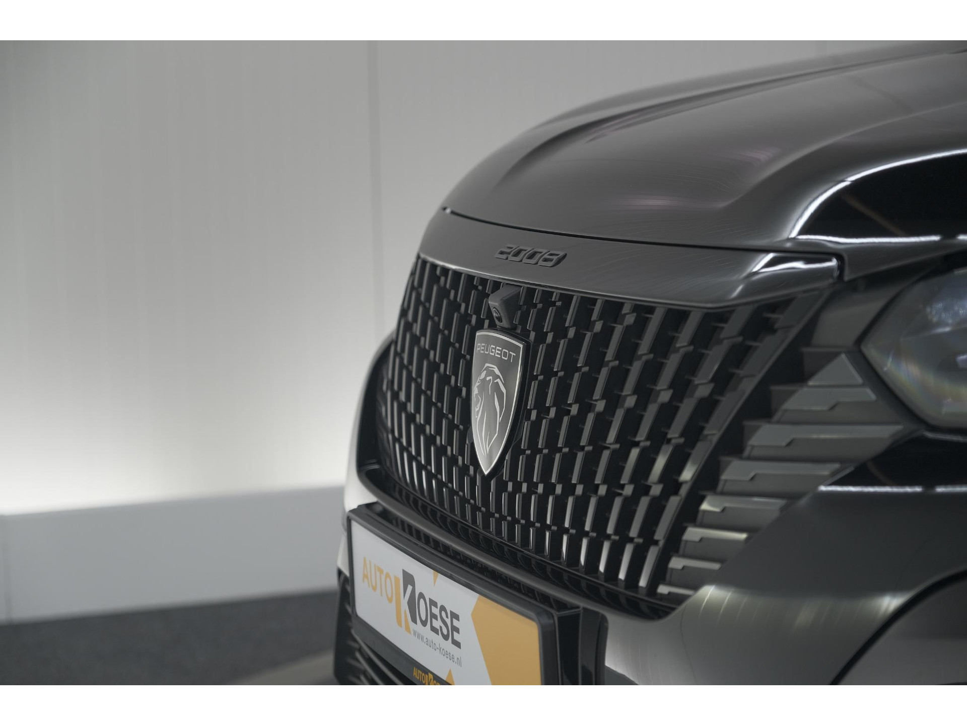Peugeot 2008 PureTech 130 EAT8 GT | 360 Camera | Adaptieve Cruise Control | Stoelmassage | Apple Carplay
