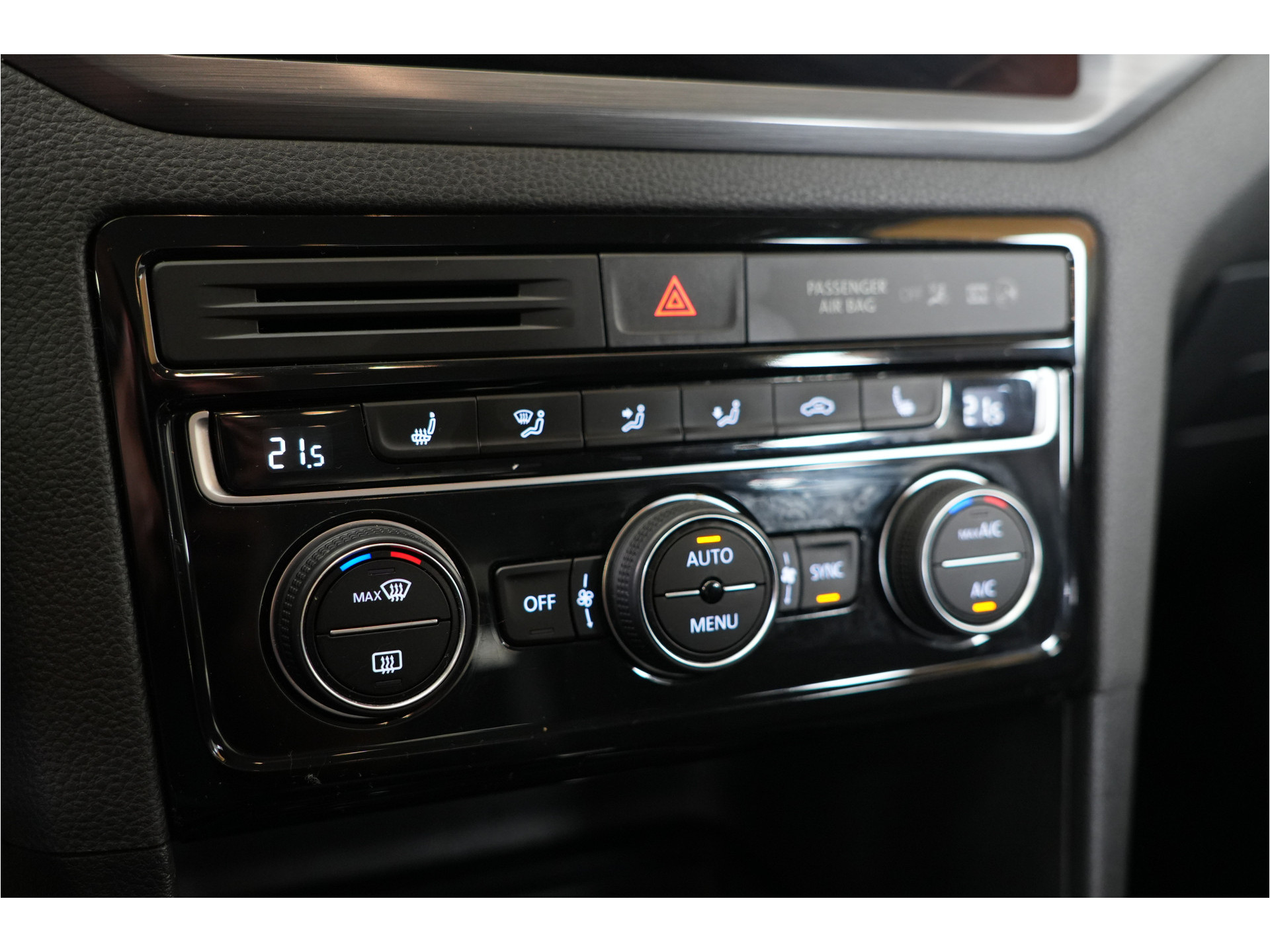 Volkswagen Golf Sportsvan 1.5 TSI ACT Highline | Trekhaak | Camera | Adaptive Cruise |