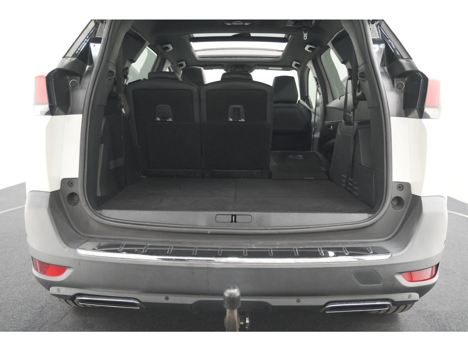 Peugeot 5008 PureTech 130 EAT8 GT-Line | Schuif-/Kanteldak | Trekhaak | Elektrische Kofferklep | Camera