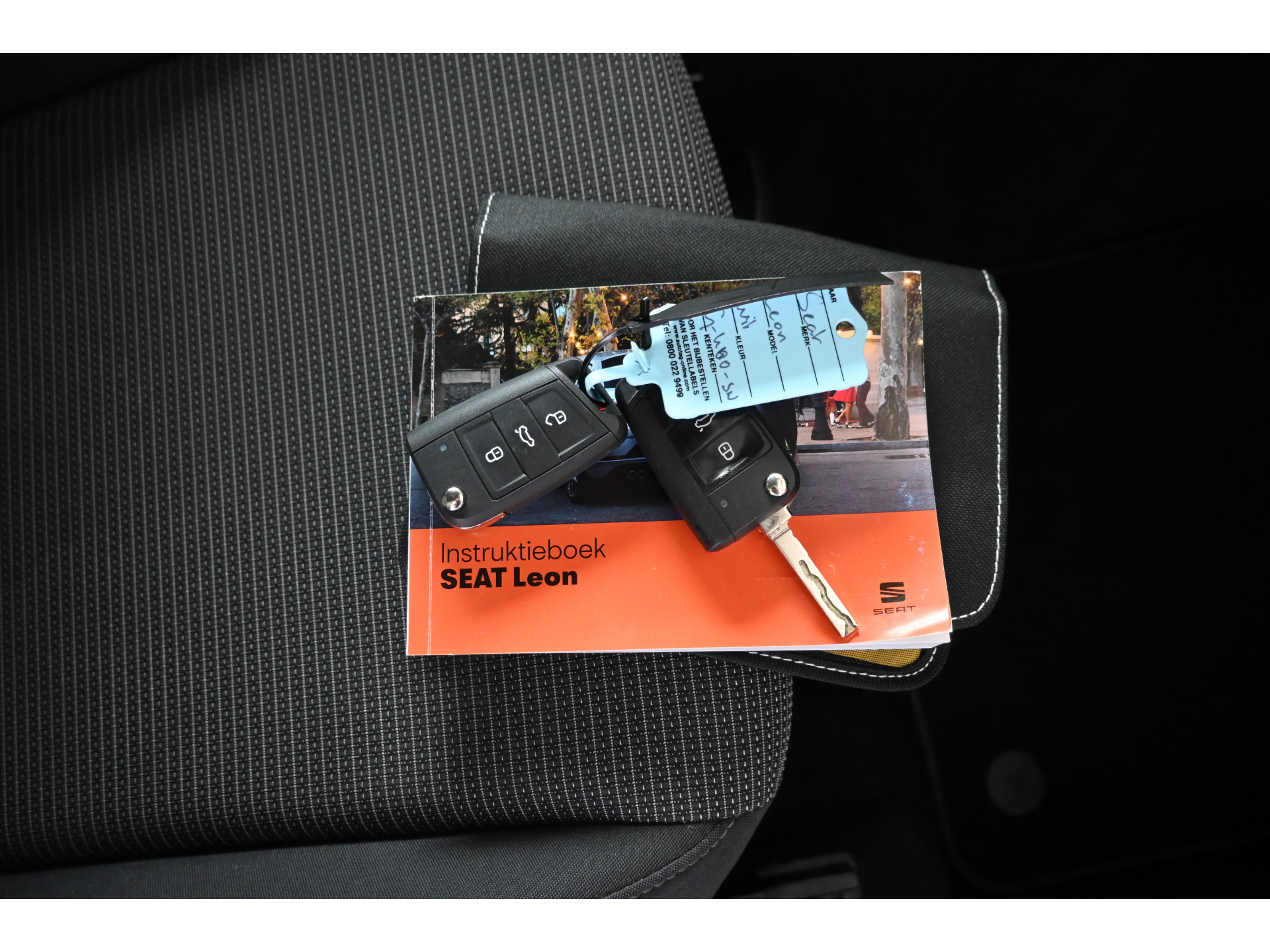 SEAT Leon 1.5 TSI Style Ultimate Edition Clima Navigatie Cruise Control 1e Eigenaar Rijklaarprijs! Inruil Mogelijk!