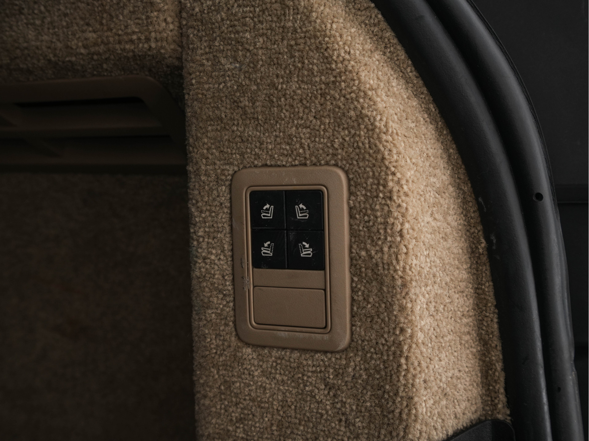 Land Rover Range Rover 4.4 SDV8 Vogue AWD Aut. *PANO | DIGI-COCKPIT | MERIDIAN-AUDIO | SURROUND-VIEW | MEMORY-PACK |  KEYLESS | OXFORD-FULL-LEATHER | BI-XENON | NAVI-FULLMAP | ECC | PDC | CRUISE | COMFORT-SEATS | 21"ALU*